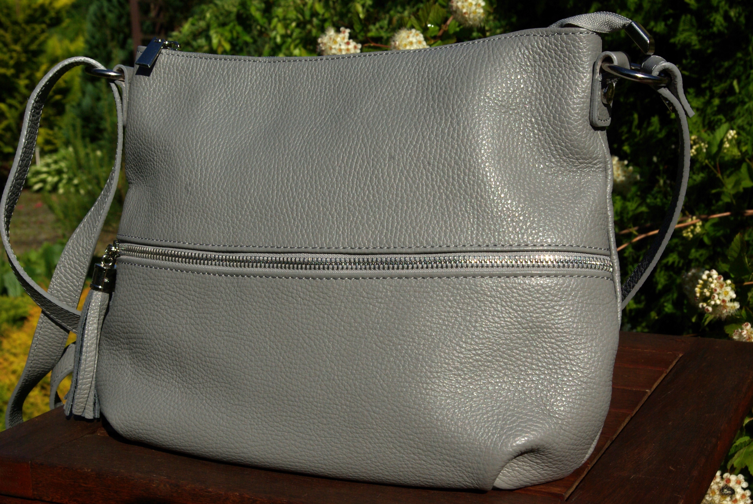 Dámská kožená kabelka italská šedá, jiné vzory, barvy