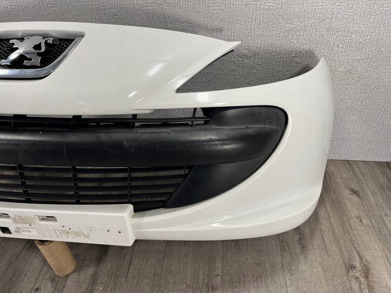 PEUGEOT 206 plus 206+ 2009-2012 bumper front 9686465577