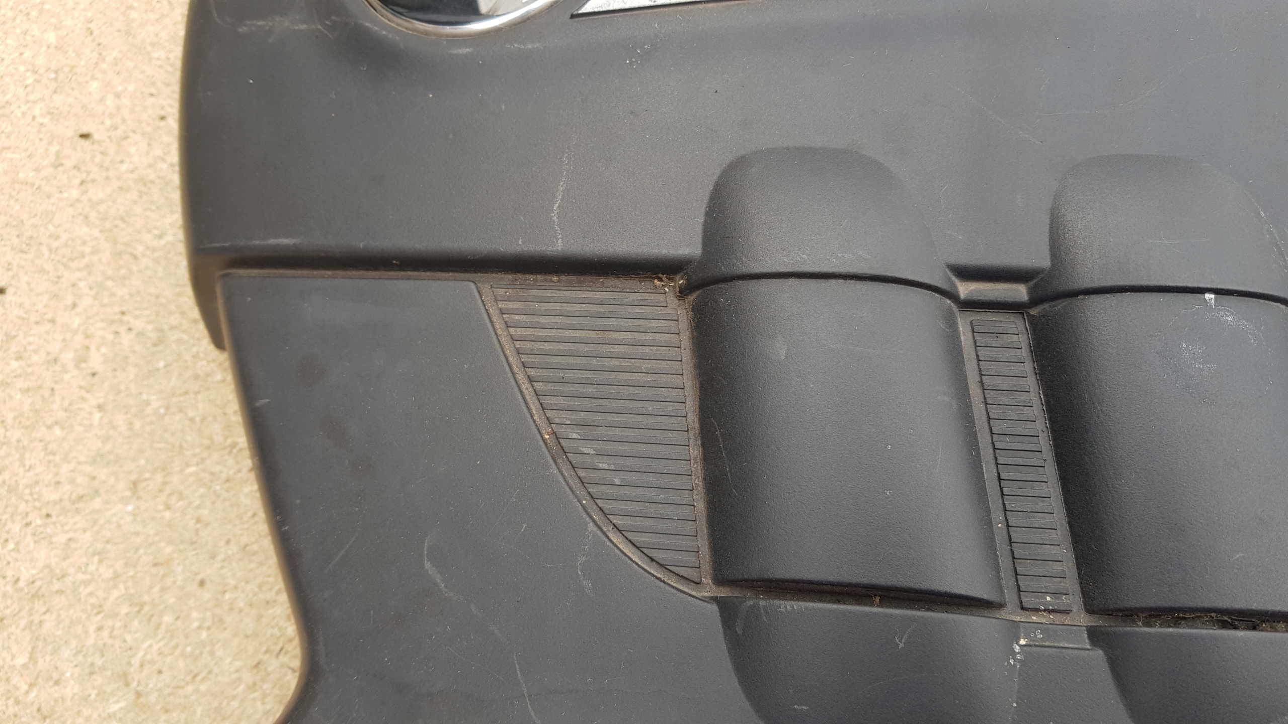 BMW E90 engine housing cover OSONA upper 3.0D