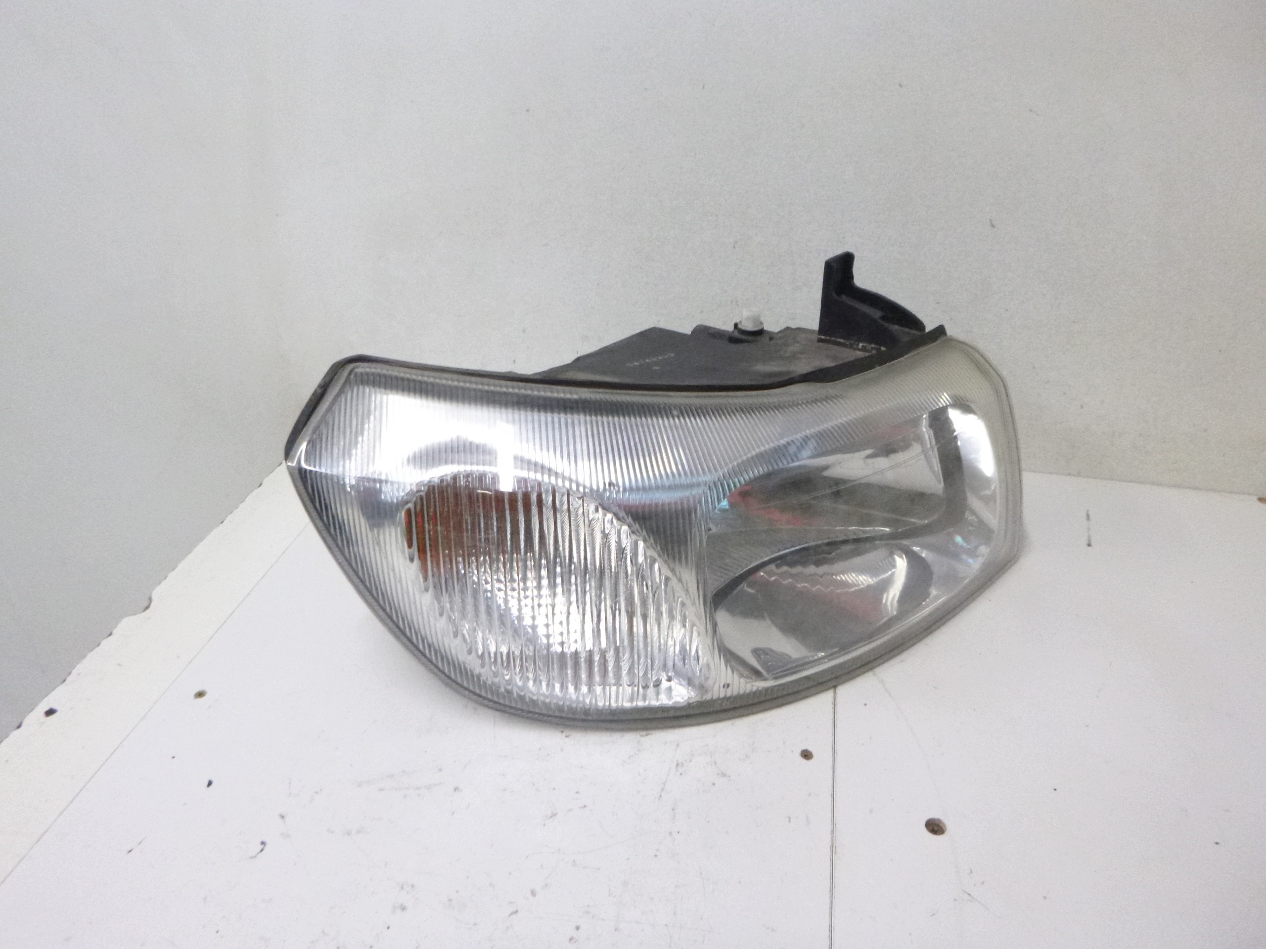 light front right Reflektor Ford Transit MK5 2000-2006 H4