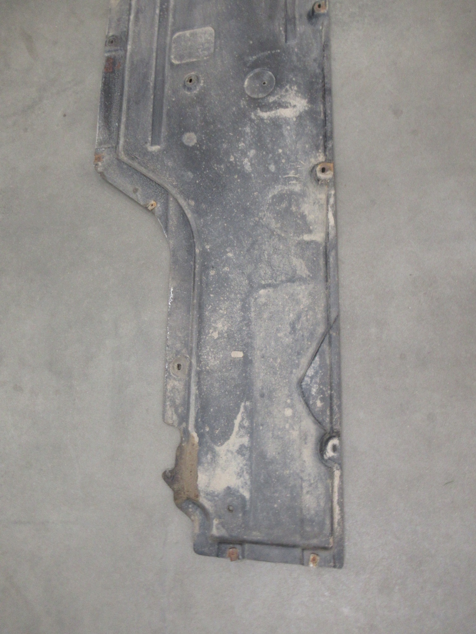 cover lower chassis left BMW e60 e61 sedan KOMBI