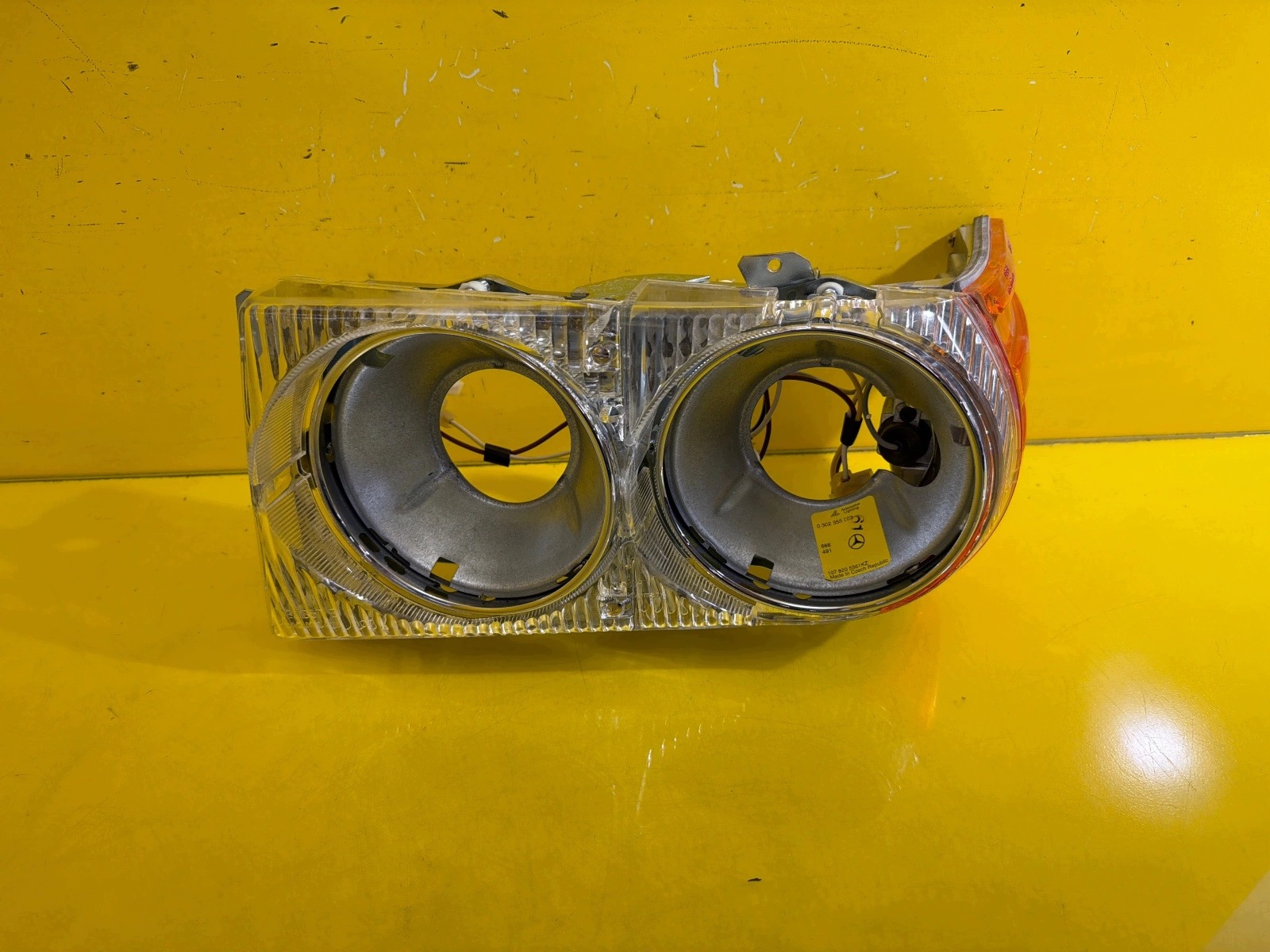 light left front Mercedes SL R107 W107 frame A1078205561
