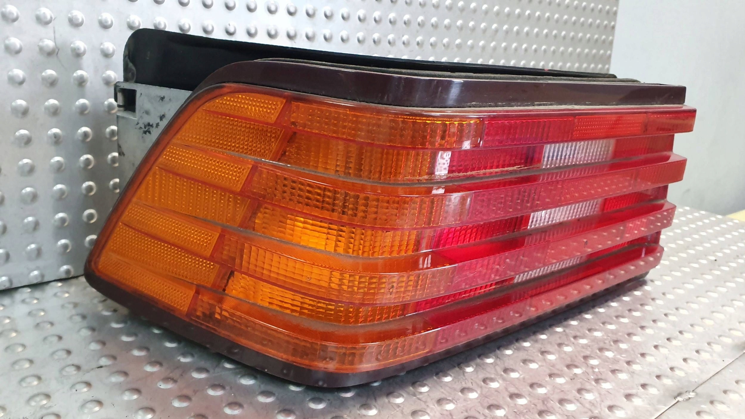 light rear part left MERCEDES SL R129 W129 89- 1298201764