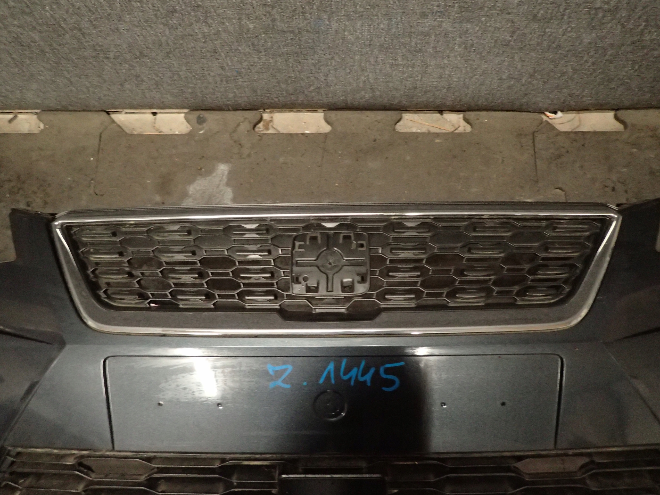 bumper front SEAT IBIZA 17- 6F