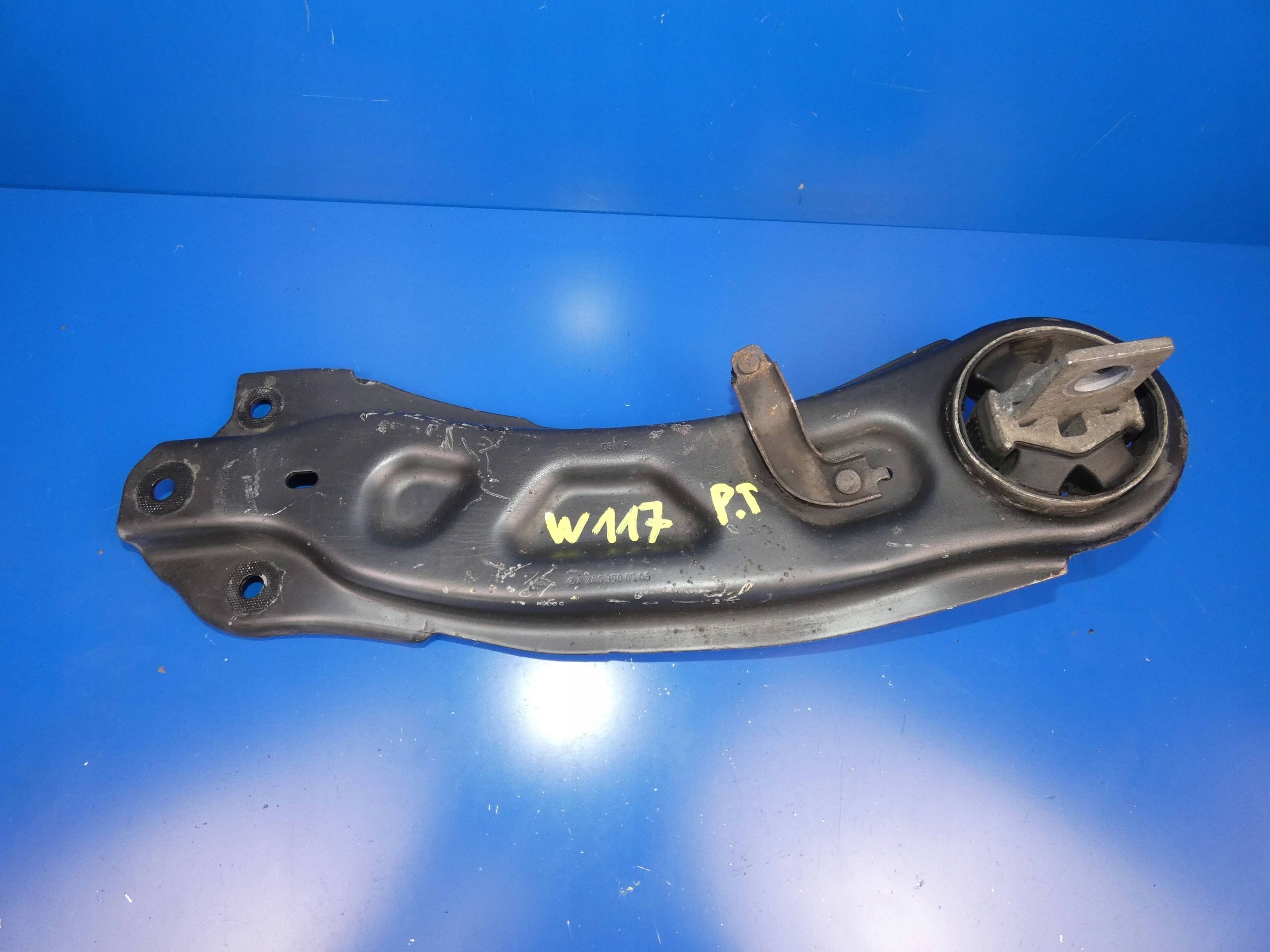 MERCEDES CLA W117 Querlenker rechts heck hinten