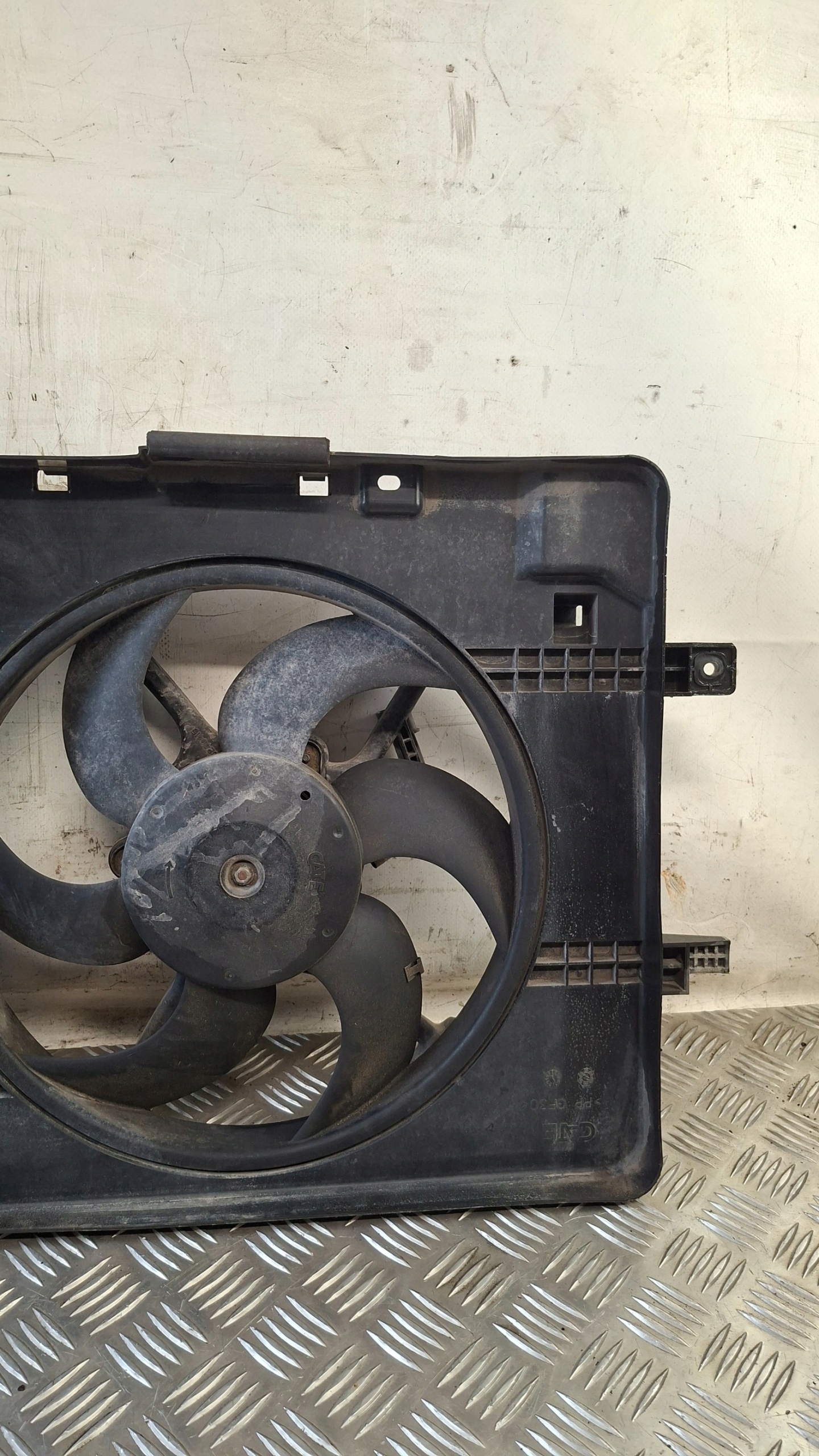 ventilátor chladiče MITSUBISHI COLT VI 1.1