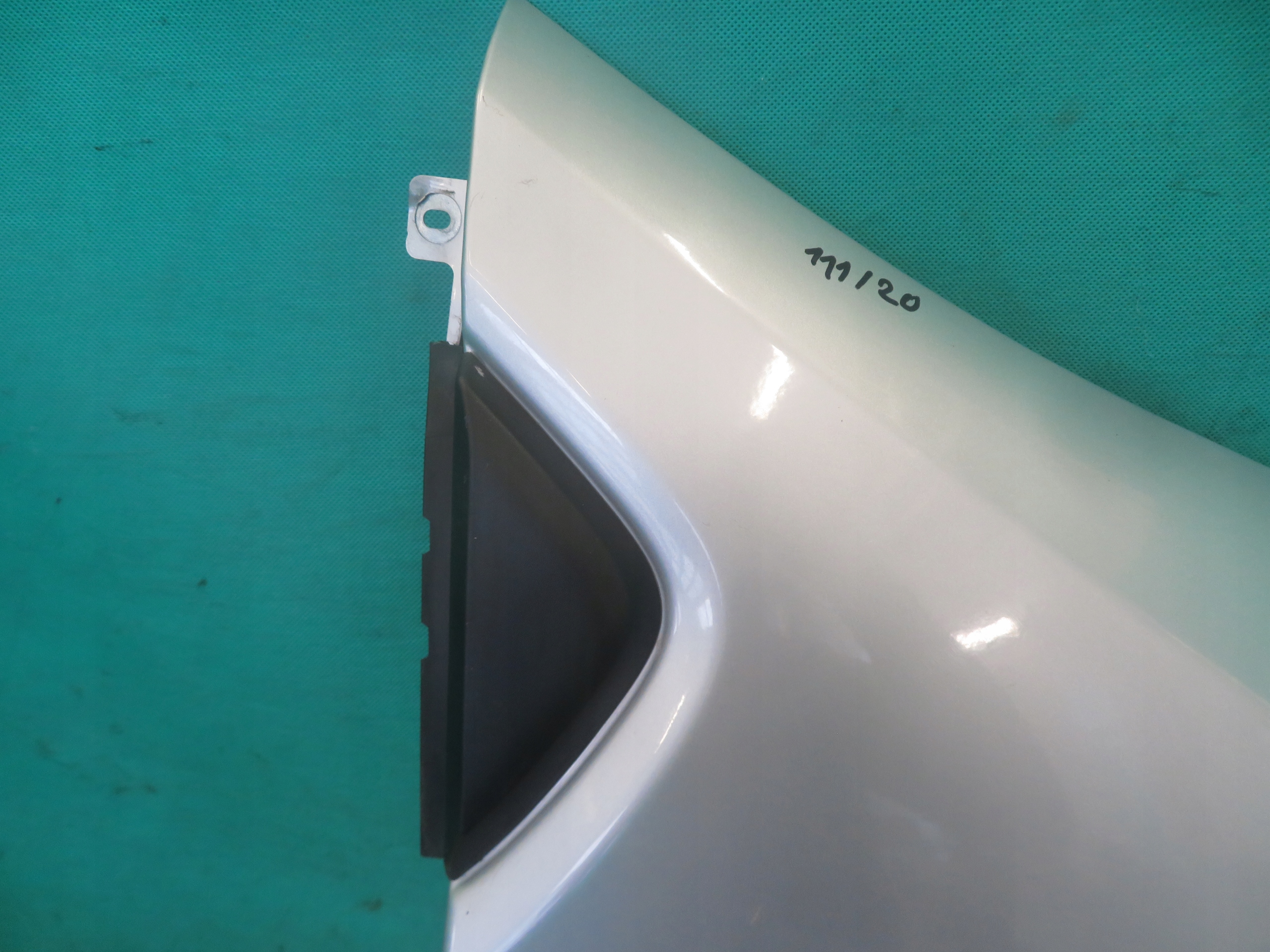 fender right front OPEL VIVARO RENAULT TRAFIC 15R