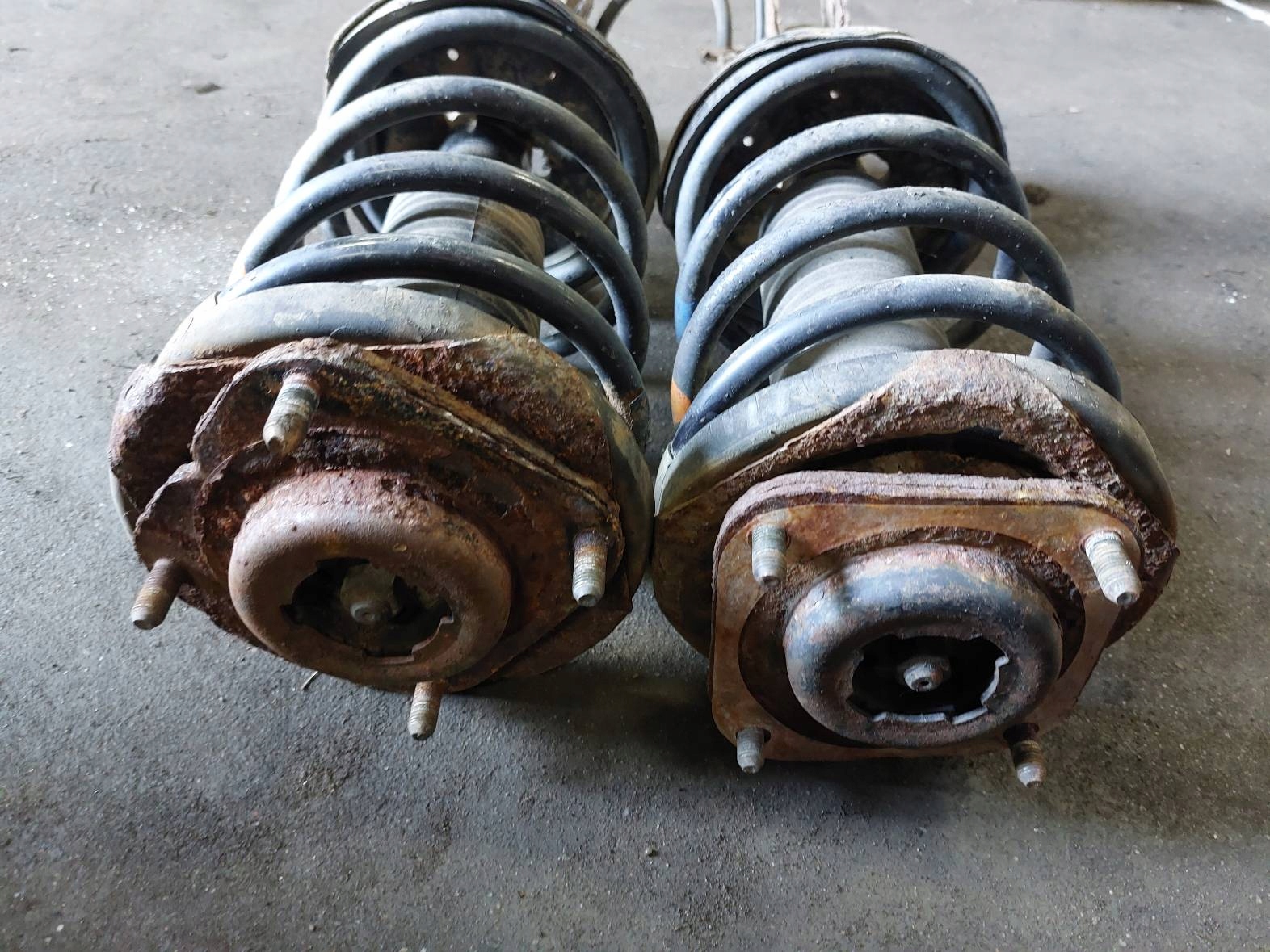 shock absorber + spring left front + right front MAZDA PREMACY and Lift