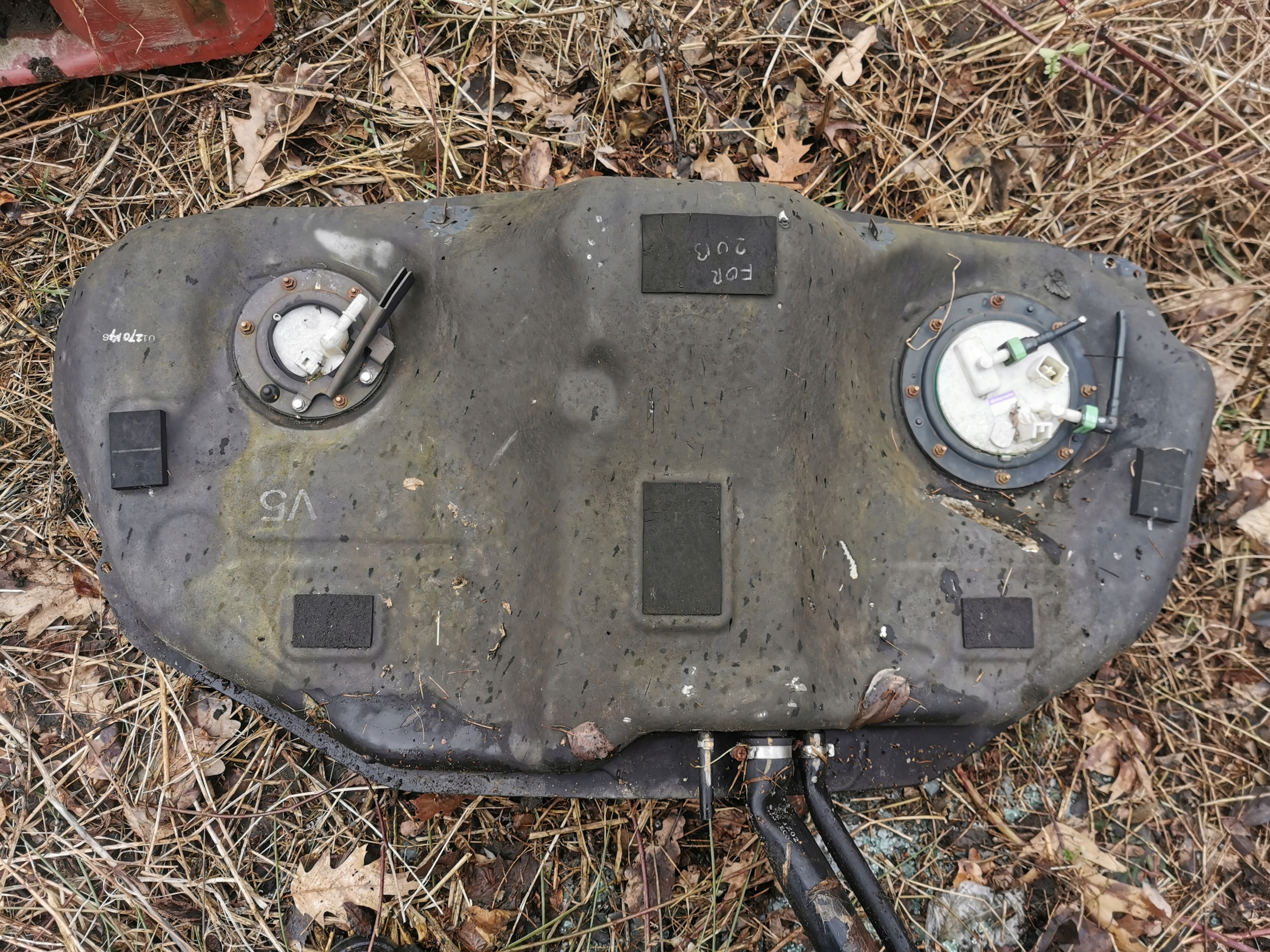 Bak zbiornik paliwa Subaru Forester IV 2.0