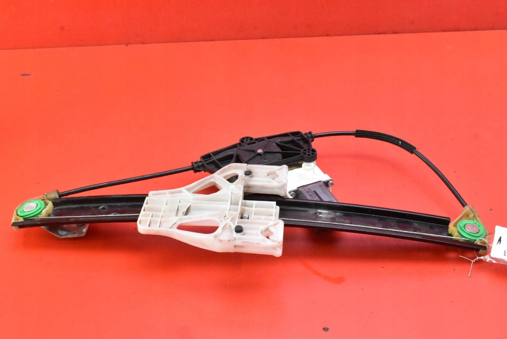 window regulator left rear part EU 8K0959811 AUDI A4 B8 KOMBI 07-11