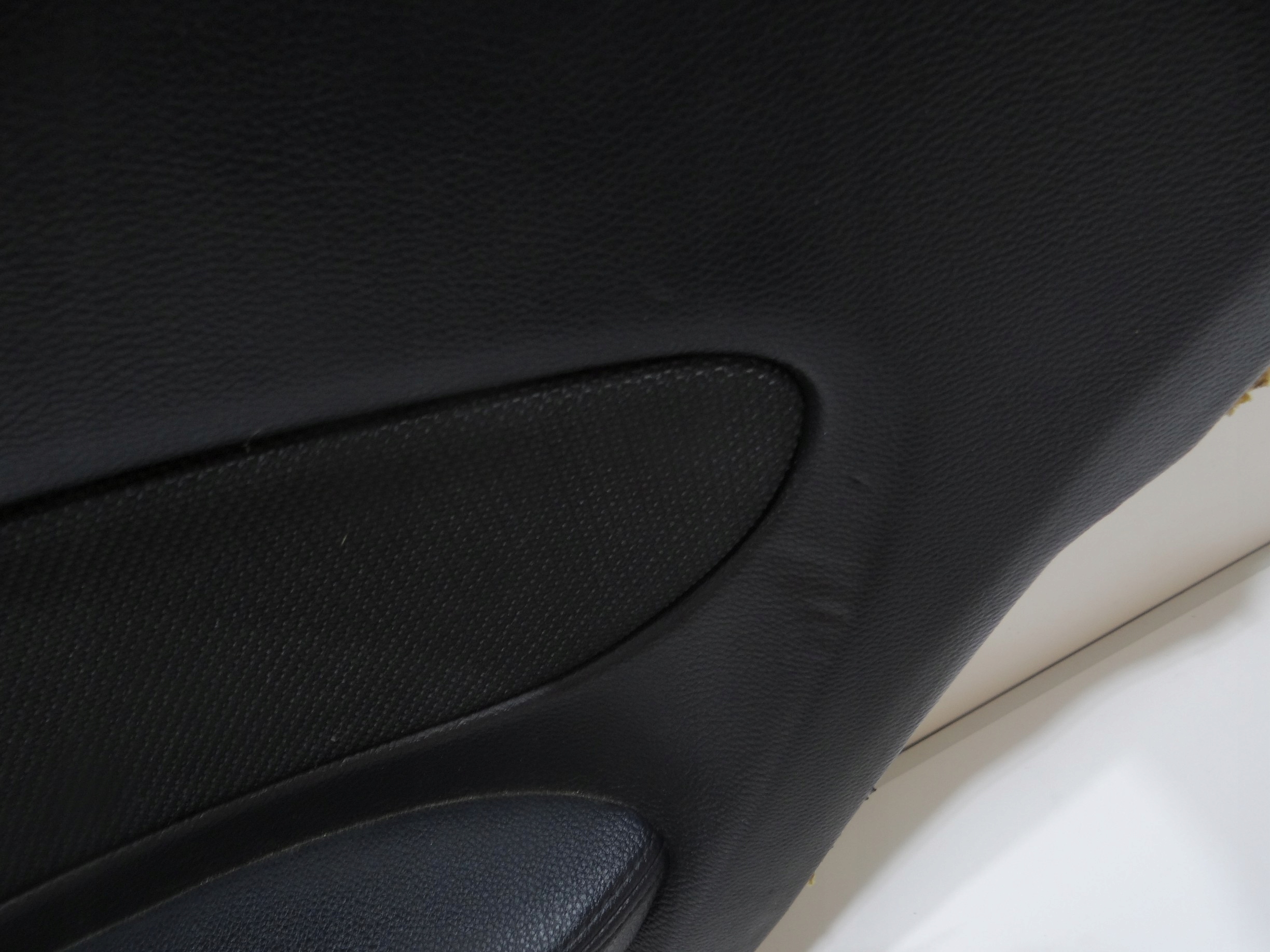 side upholstery right rear part BMW E81 OE (14753678)