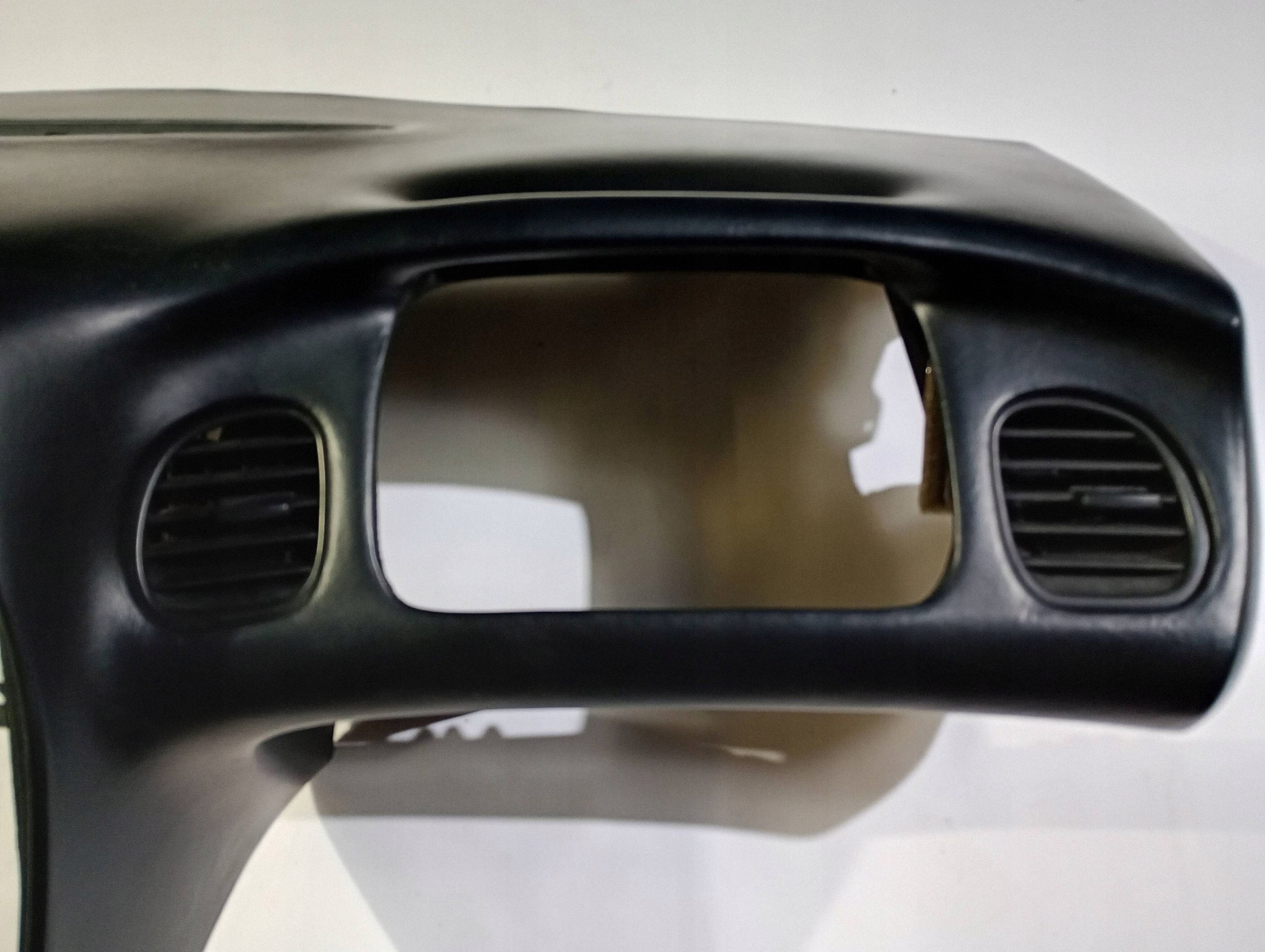 dashboard instrument panel console cockpit Chevrolet Corvette C5 1997-2004