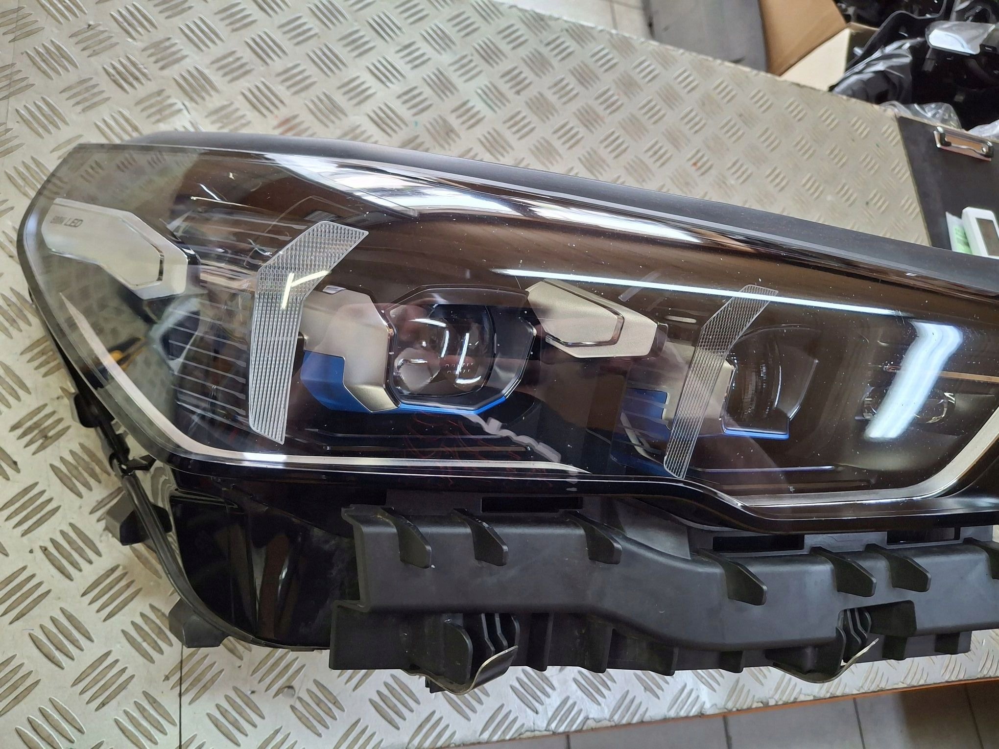light right front FULL LED BMW 5 G60 G61 G90 2023R->
