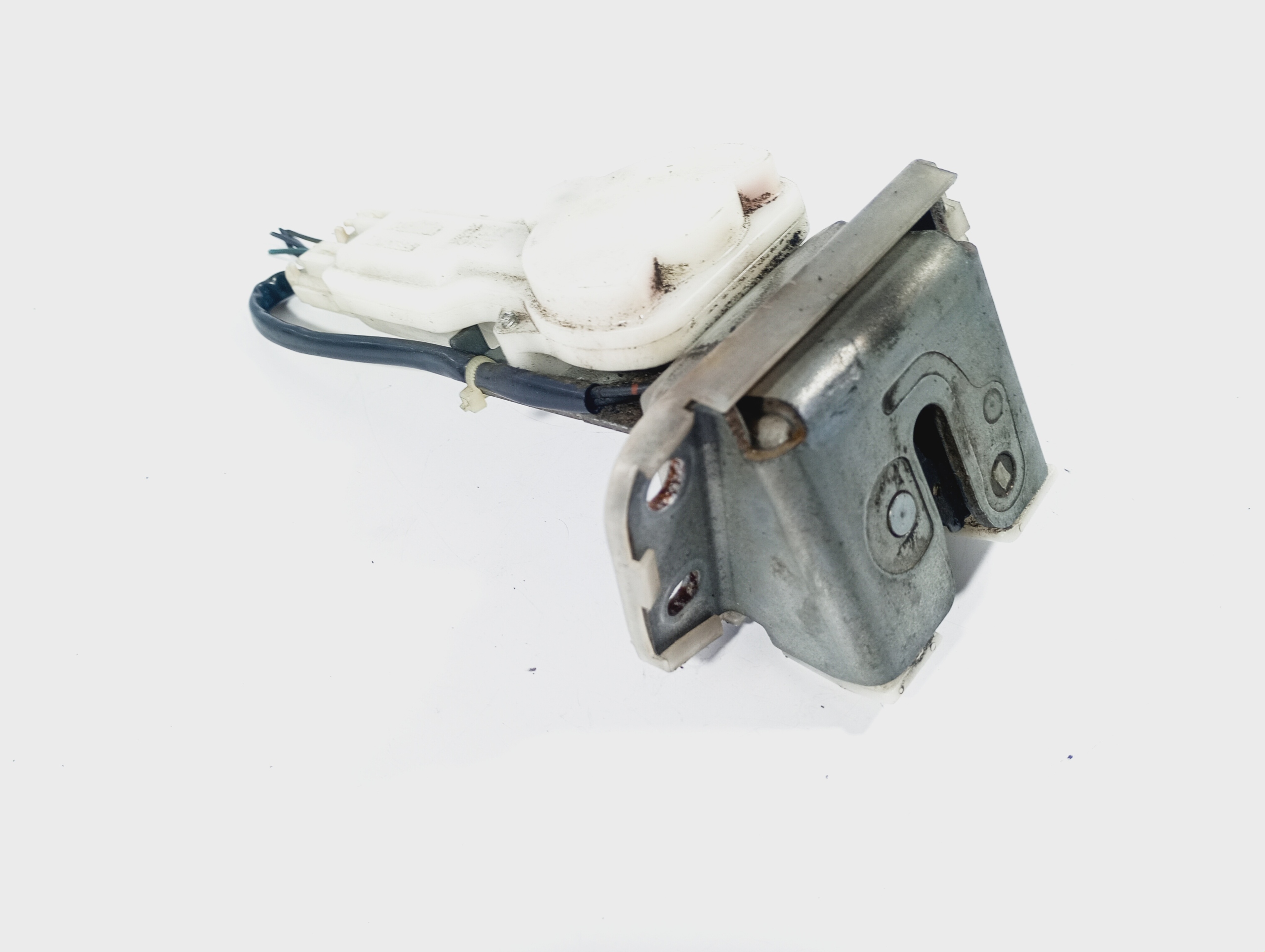 lock bonnet boot OE B6765 Suzuki Swift III 05-12