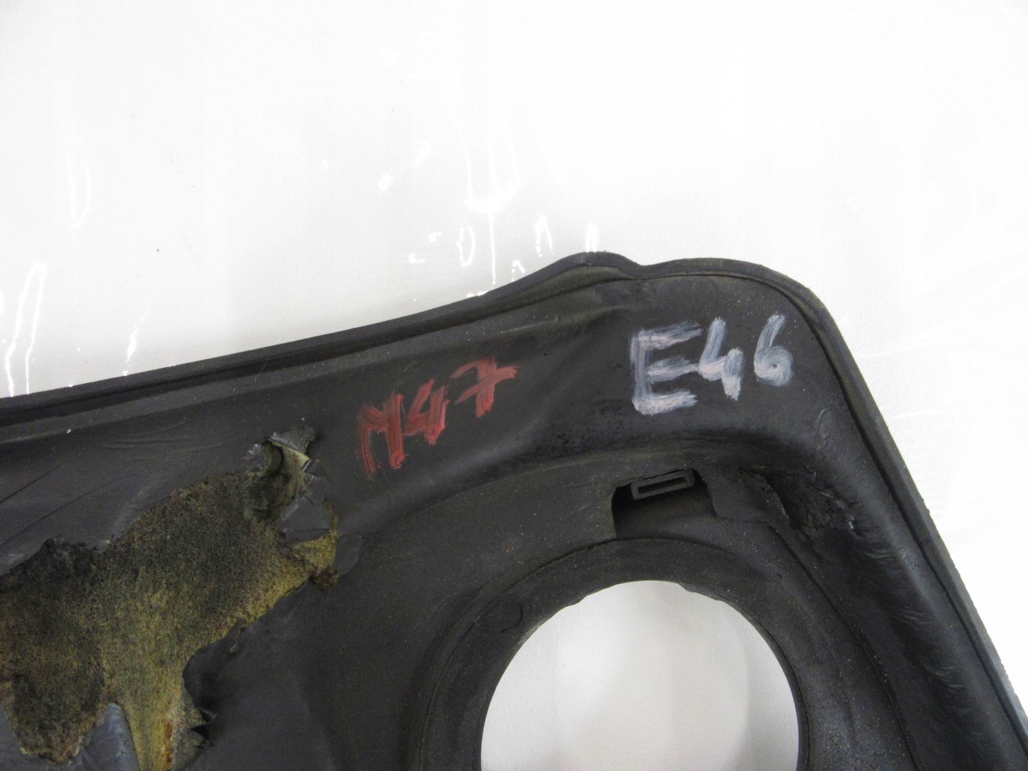 cover upper of the engine BMW e46 2.0 M47 136km