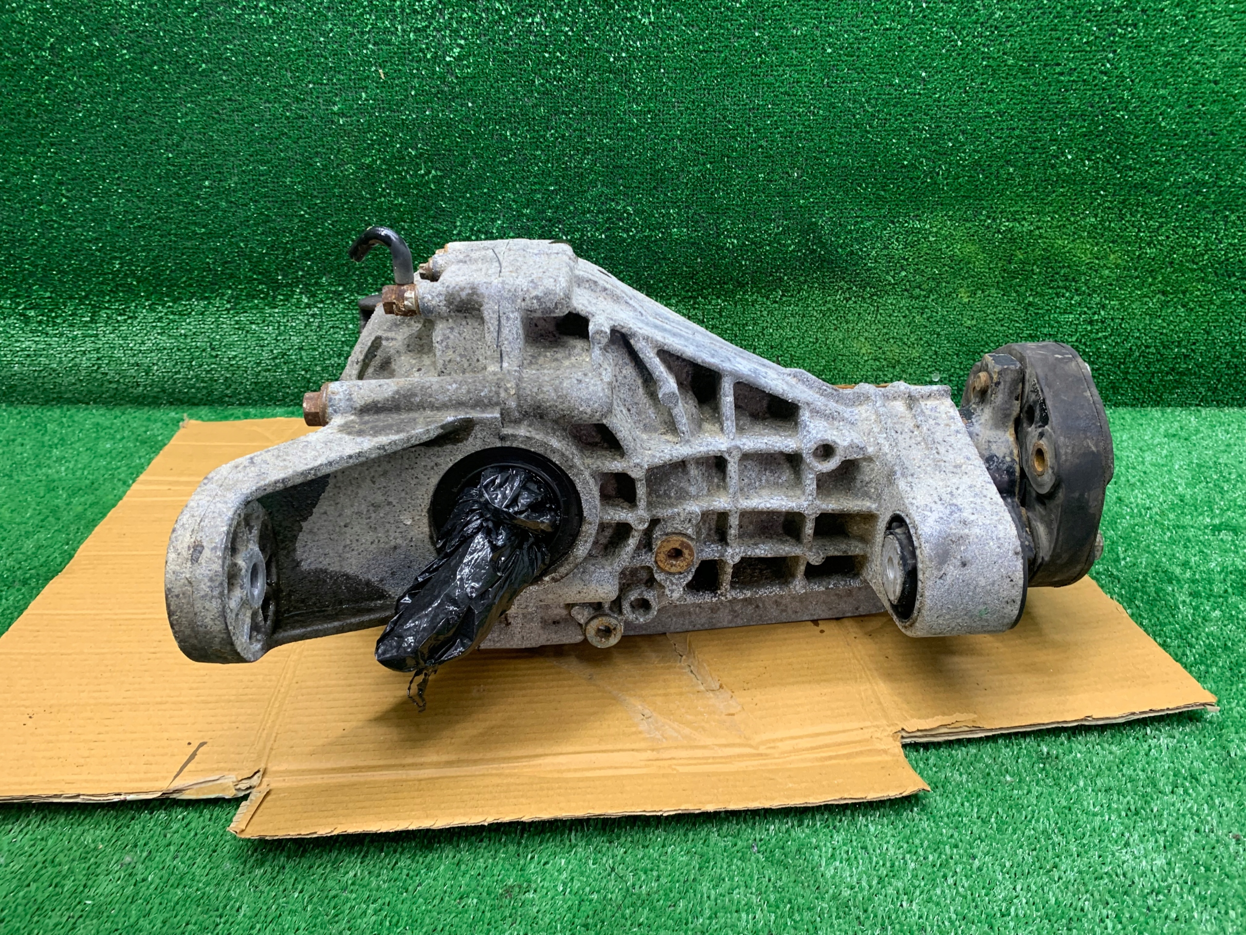MERCEDES R-KLASA W164 W251 4MATIC differenciál differenciál far hátsó 4460-310-032