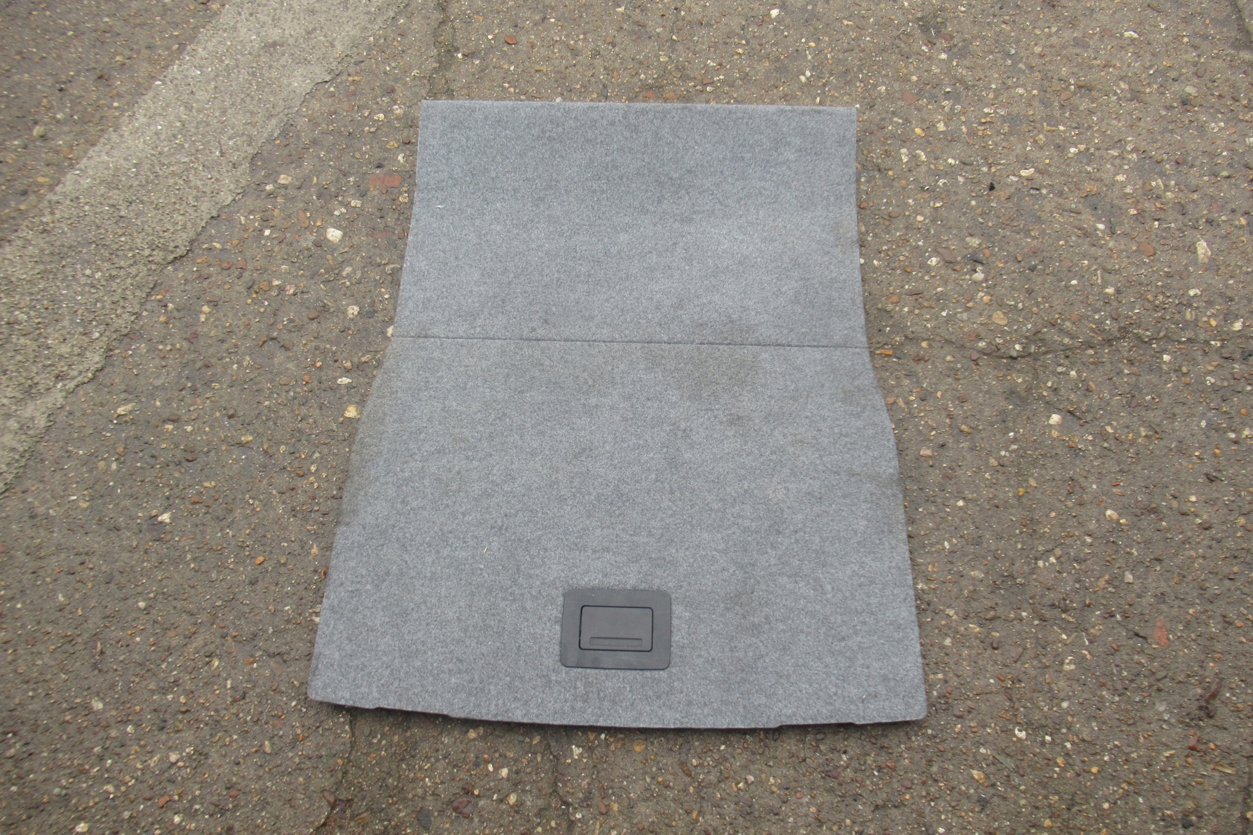 BMW E90 06R floor mats boot