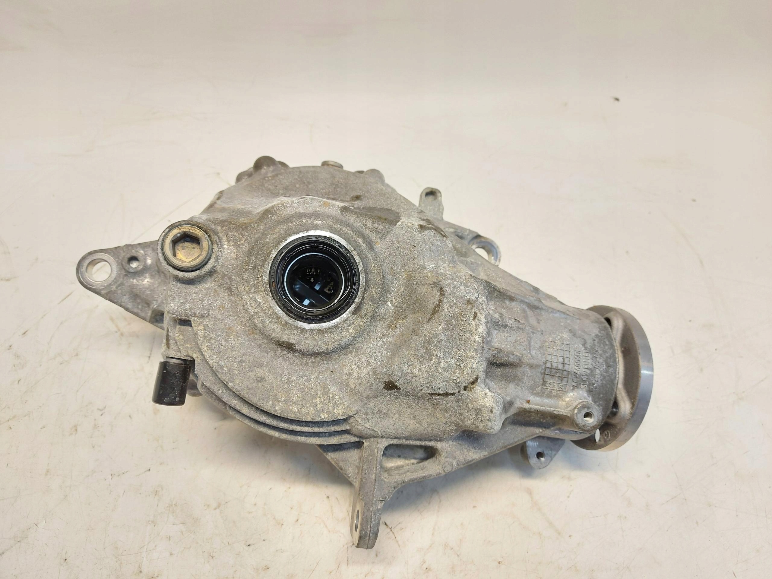 Mercedes W254 GLC 220d REDUKTOR gearboxes front A2063353900