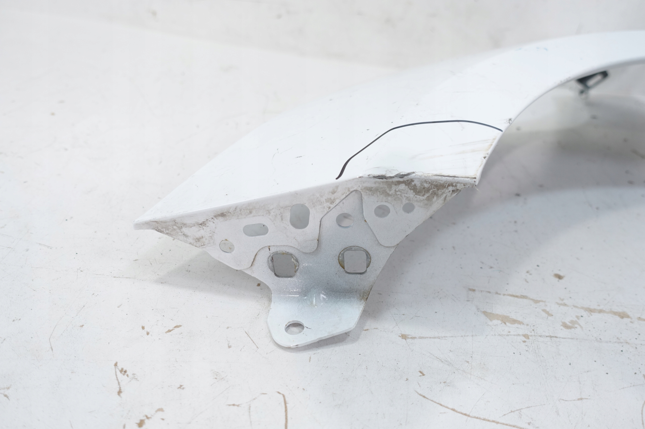FORD FOCUS MK4 2018- fender front left front JX7B-A16016-AD