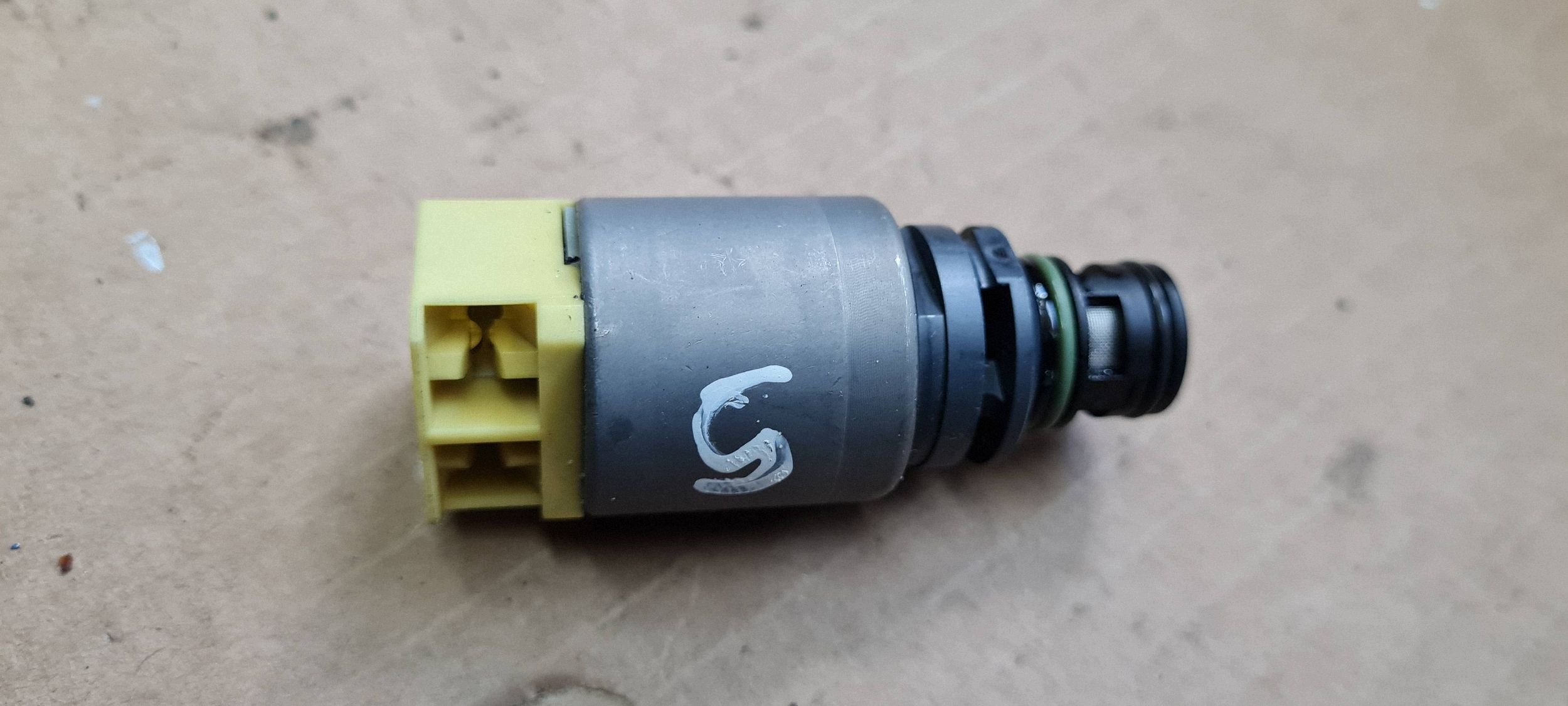 A6 C8 4K ventil elektroventil SOLENOID prevodovky prevodov 0501221286