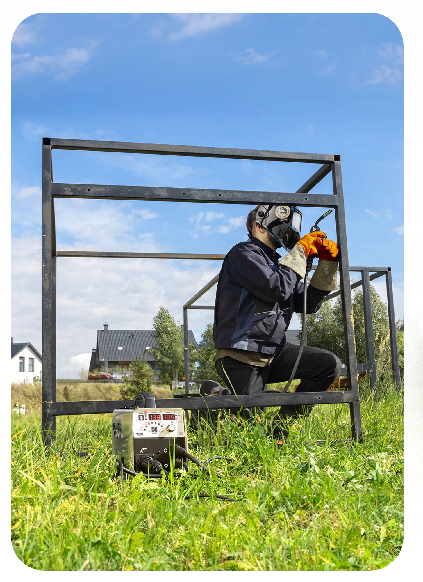 PÓŁAUTOMAT SPAWALNICZY SKANDI KRAFT MIG 210 MMA TIG 230V 200A SYNERGIA IGBT Zakres spawania 40-200 A