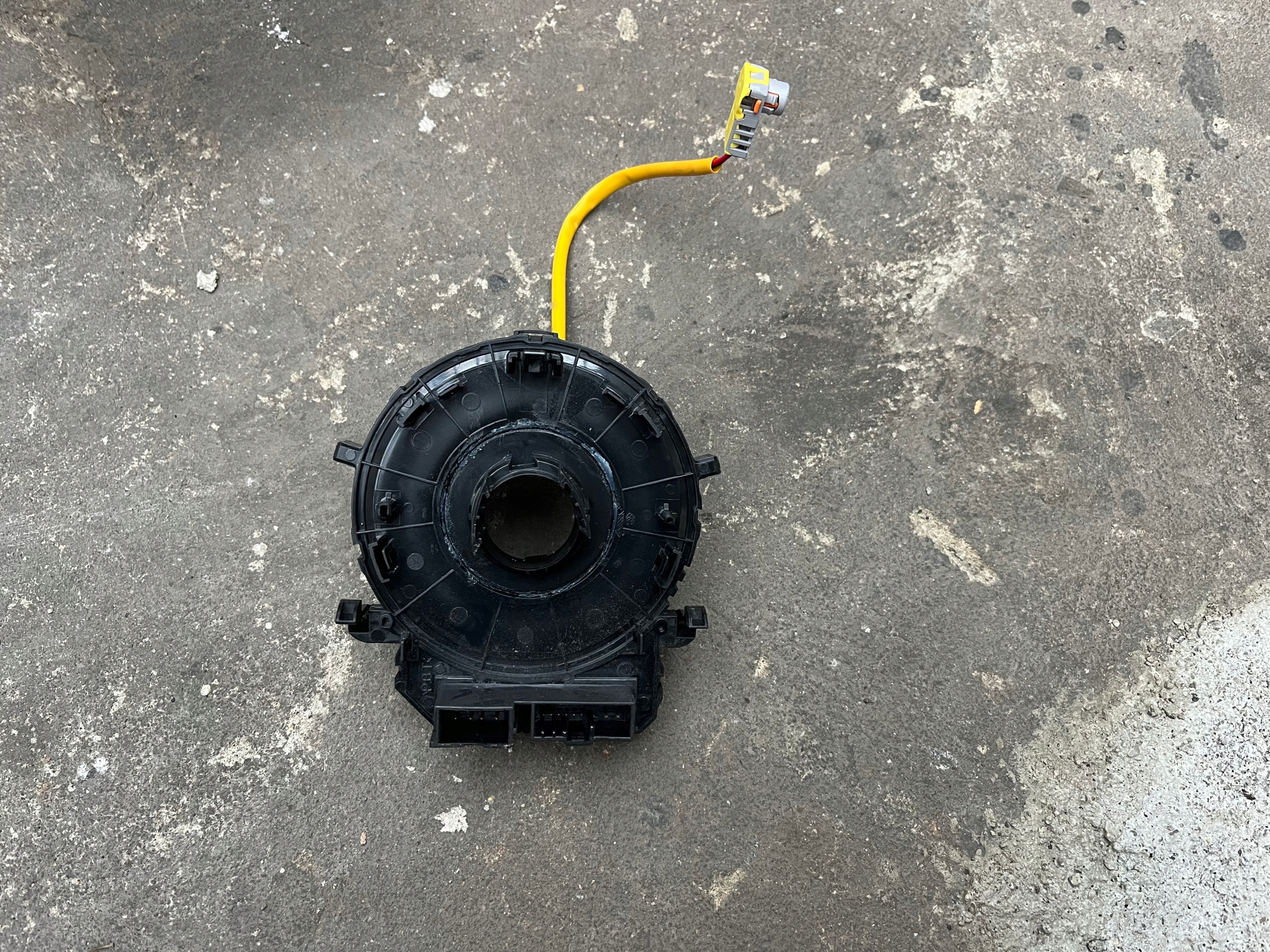 Kia ProCeed III ring Zwijak Slimak airbag