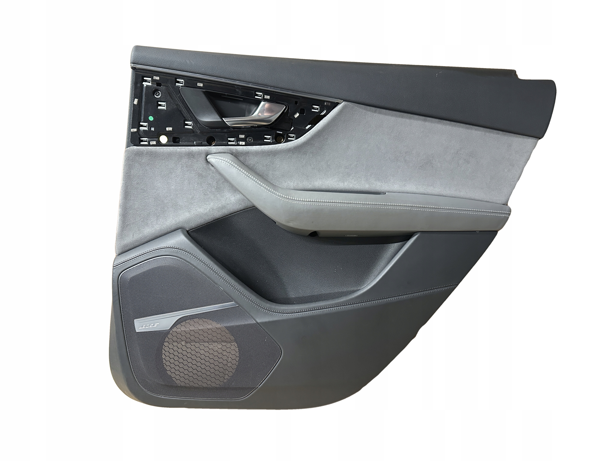 AUDI Q7 4M upholstery side door right rear part leather