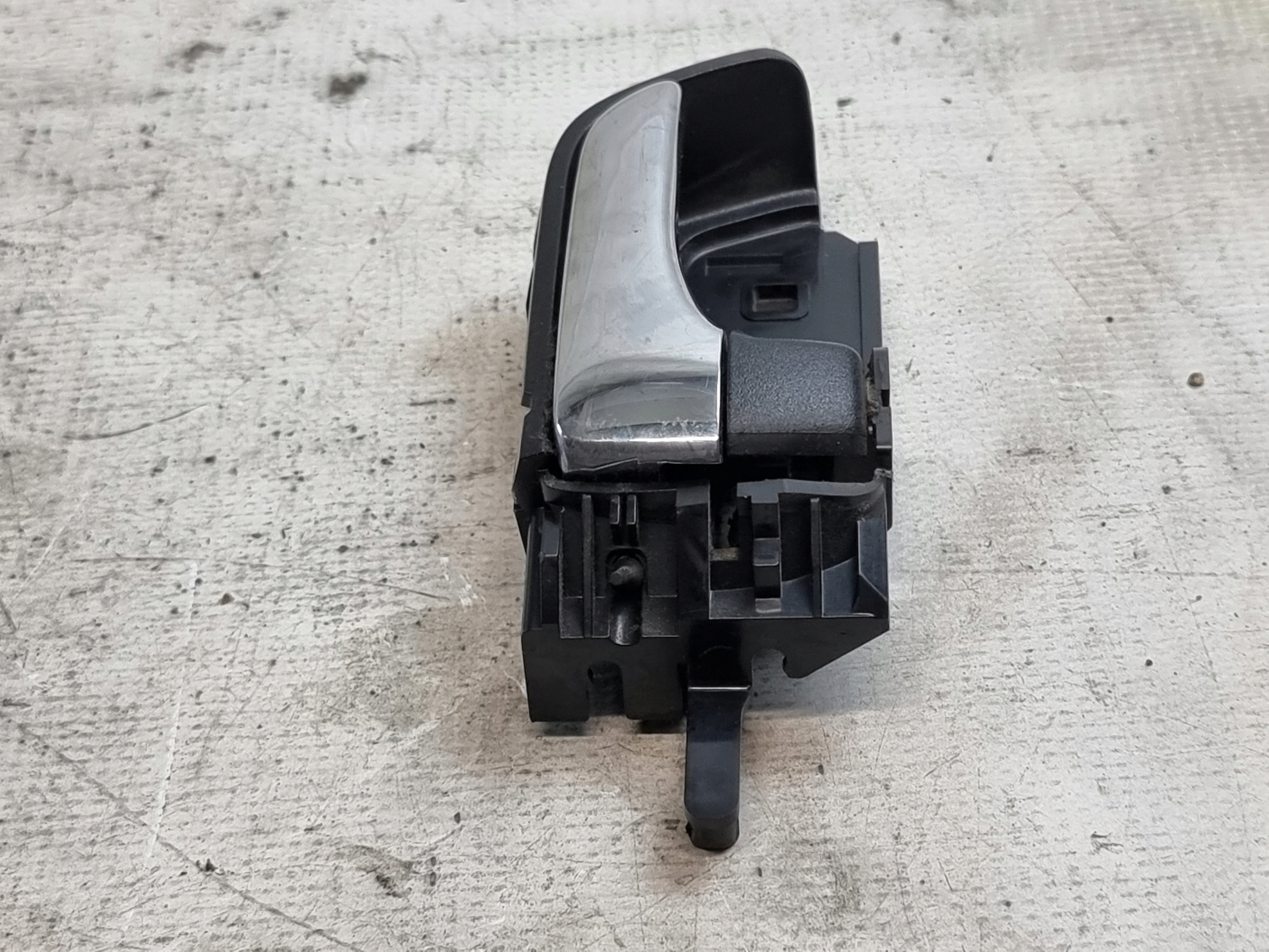 handle inner right rear part OE 69274-47020 TOYOTA PRIUS II 08r