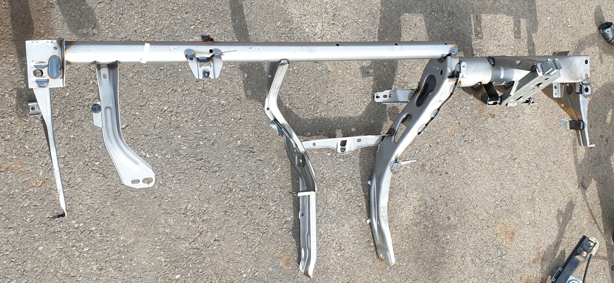 support console holder sider consoles VW PASSAT B8 3G 3G1857017 OE EUROPA