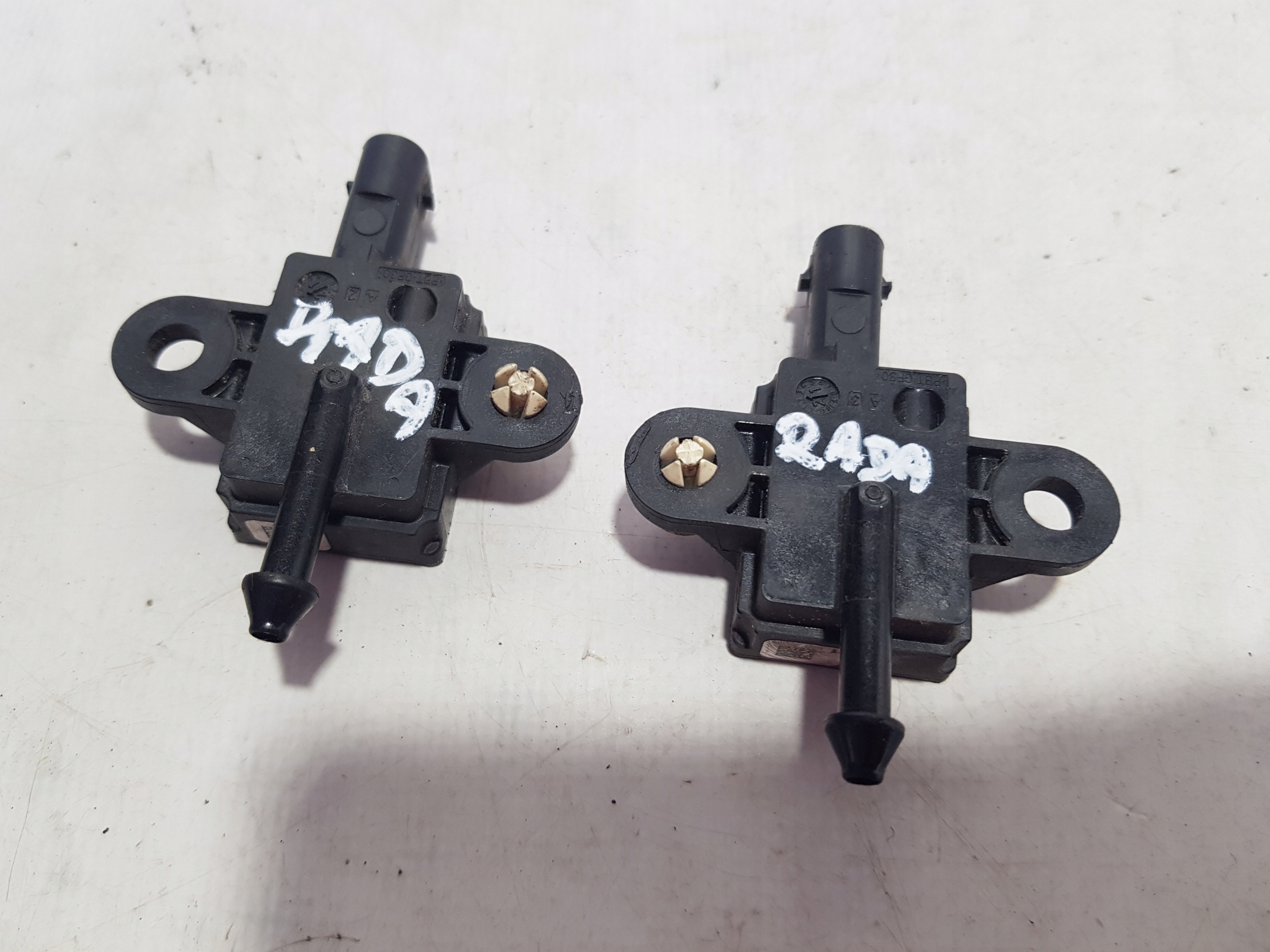 MERCEDES W212 impact sensor OCHRONY PIESZYCH 2129054207
