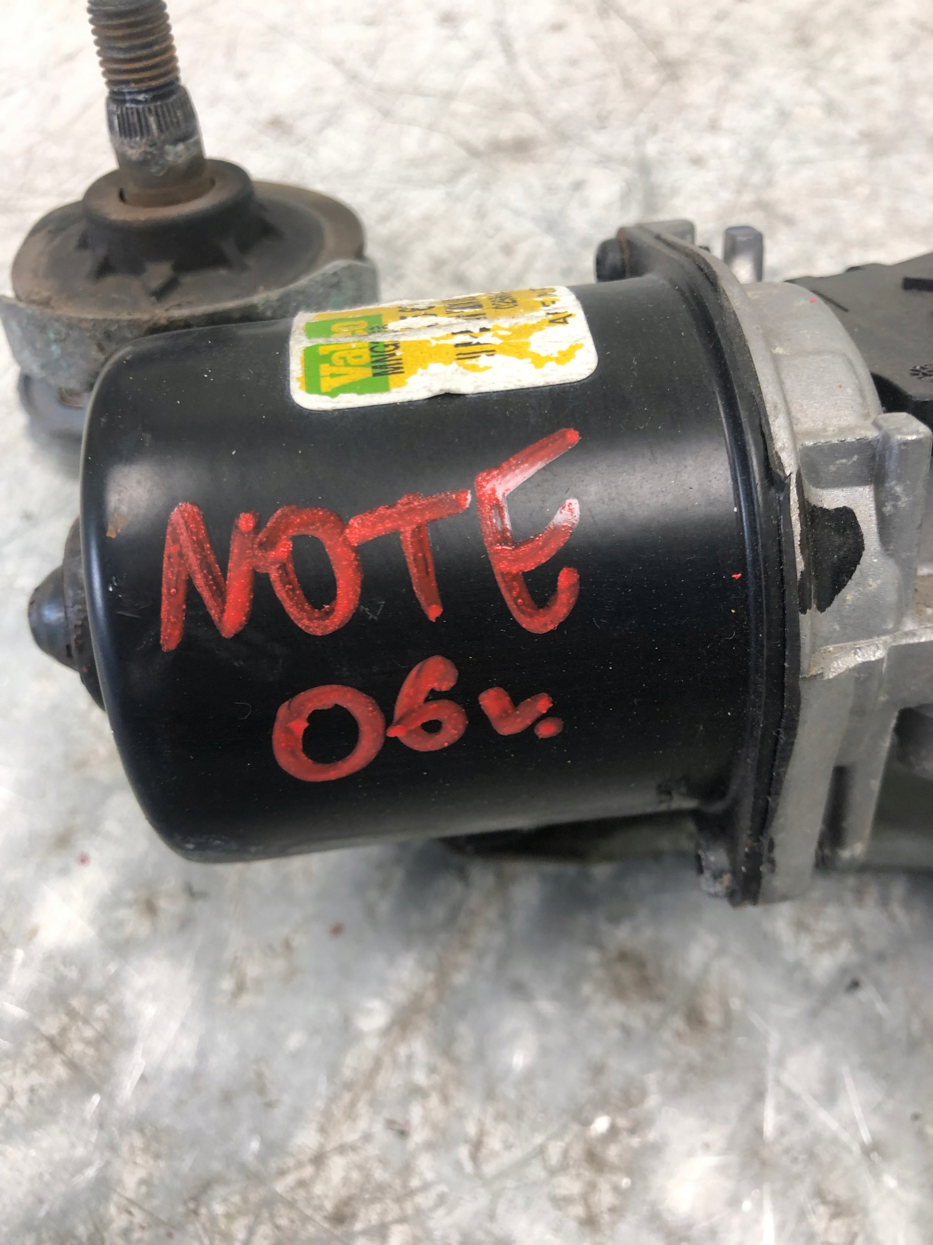 wiper mechanism NISSAN NOTE