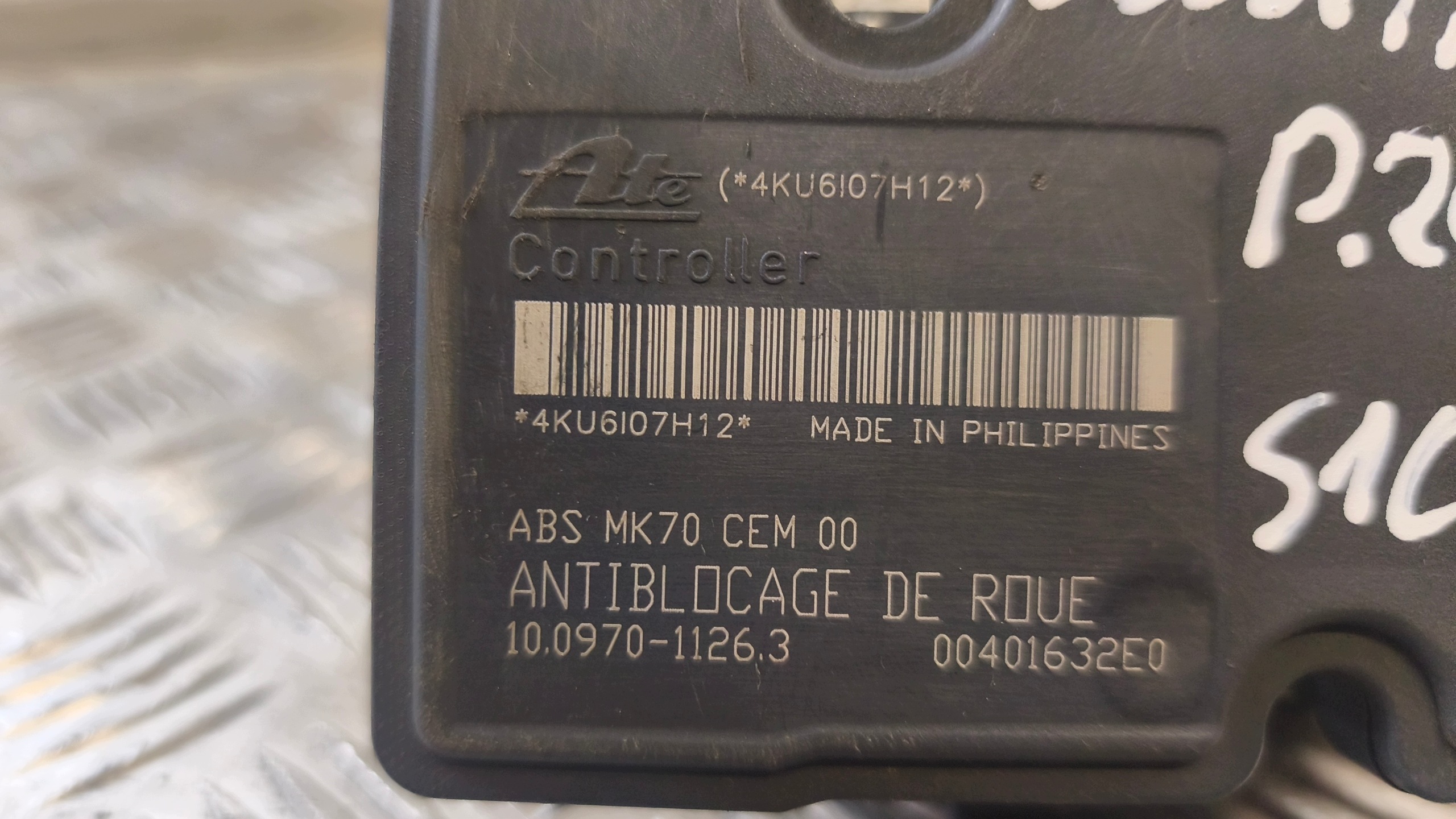 pump control unit ABS PEUGEOT 207 2006r 1.4HDi 00401632E0