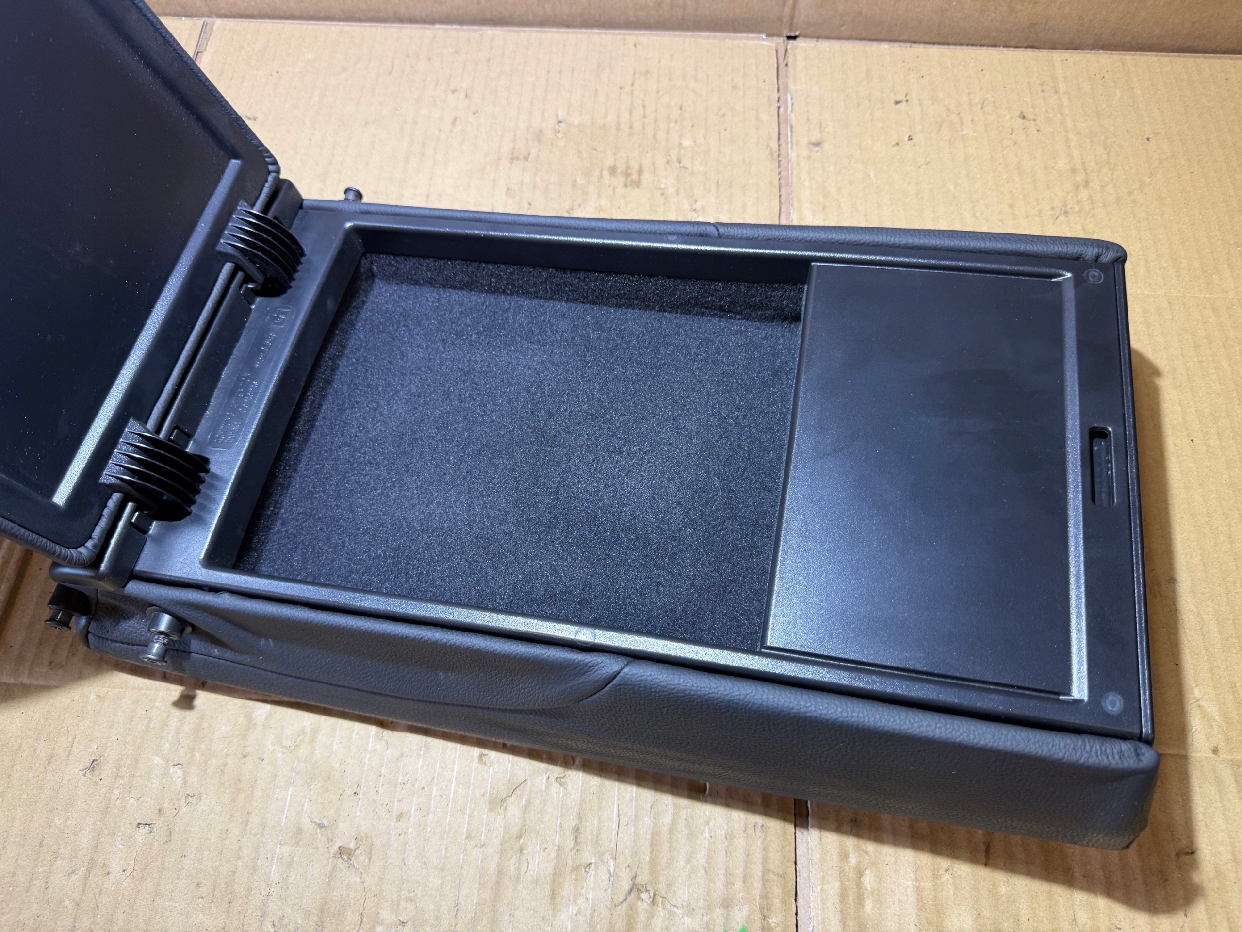 AUDI A6 C7 LIFT Armlehne KANAPY heck hinten Leder