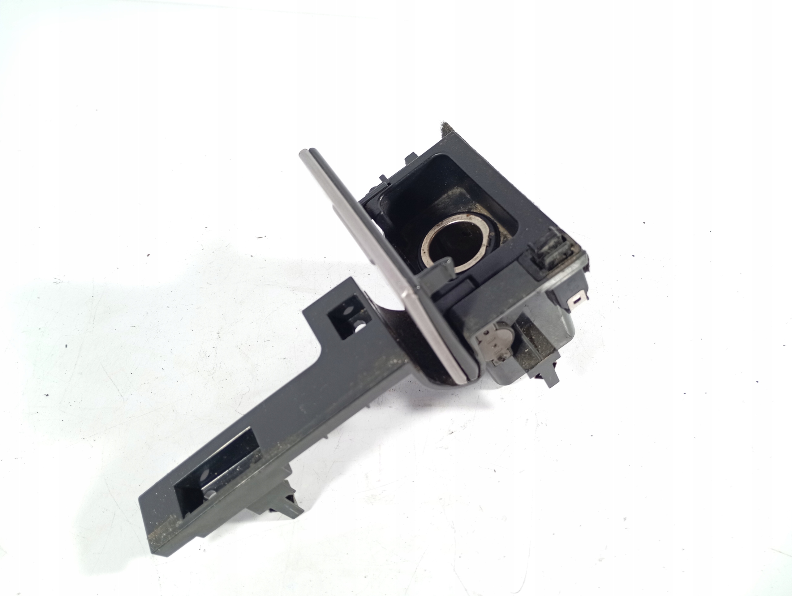 Nissan Murano Z50 02-08 passenger compartment ashtray