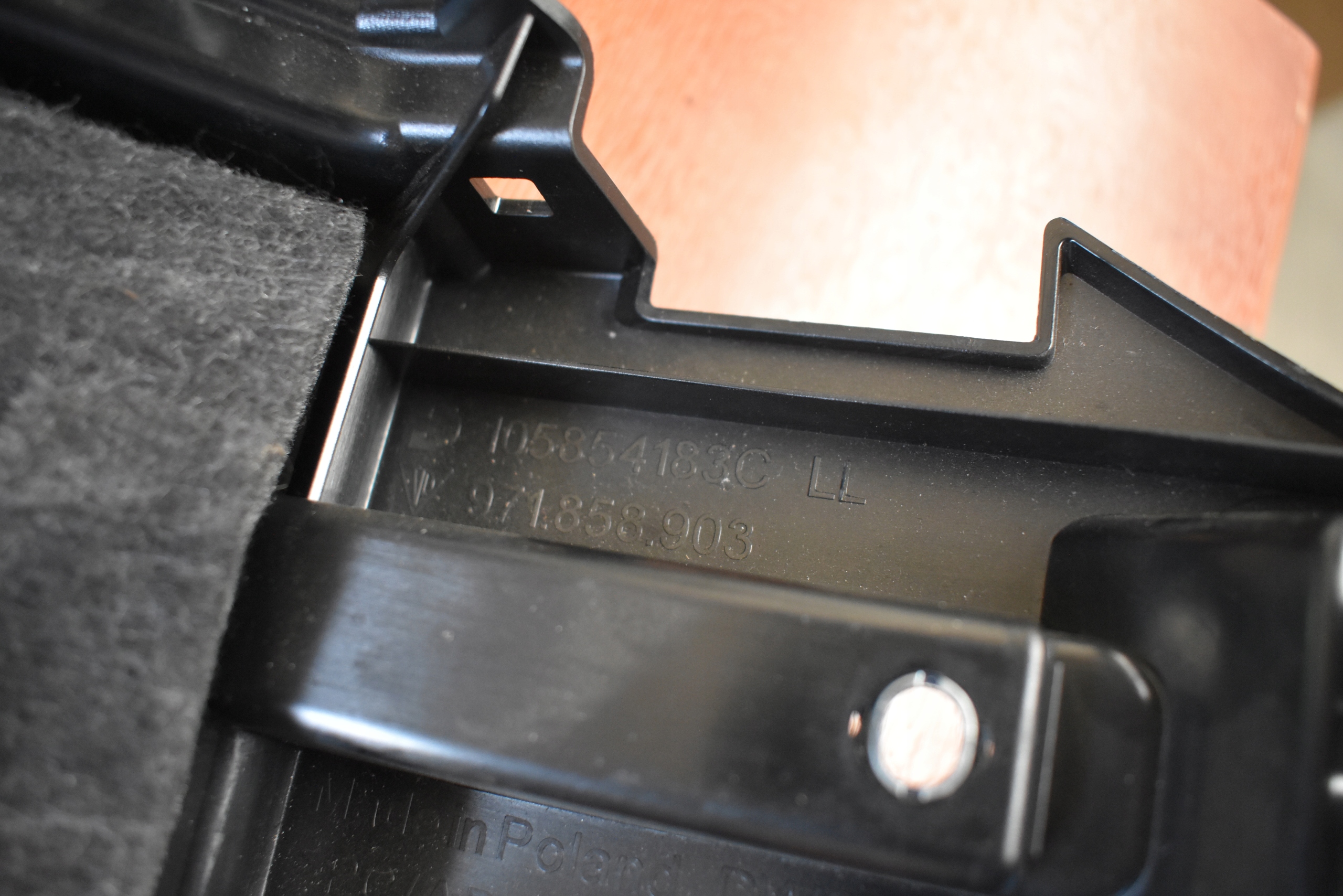 Blende Abdeckung konsole PORSCHE PANAMERA 971 BORDEAUXROT 1