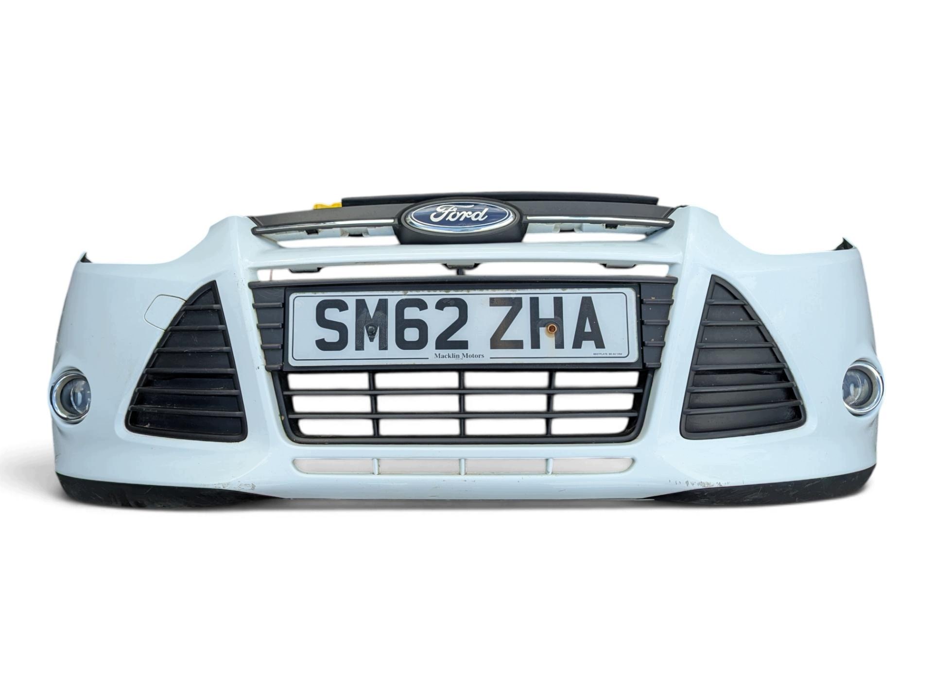 bumper front Ford Focus 3 2012 BM51-17757-A