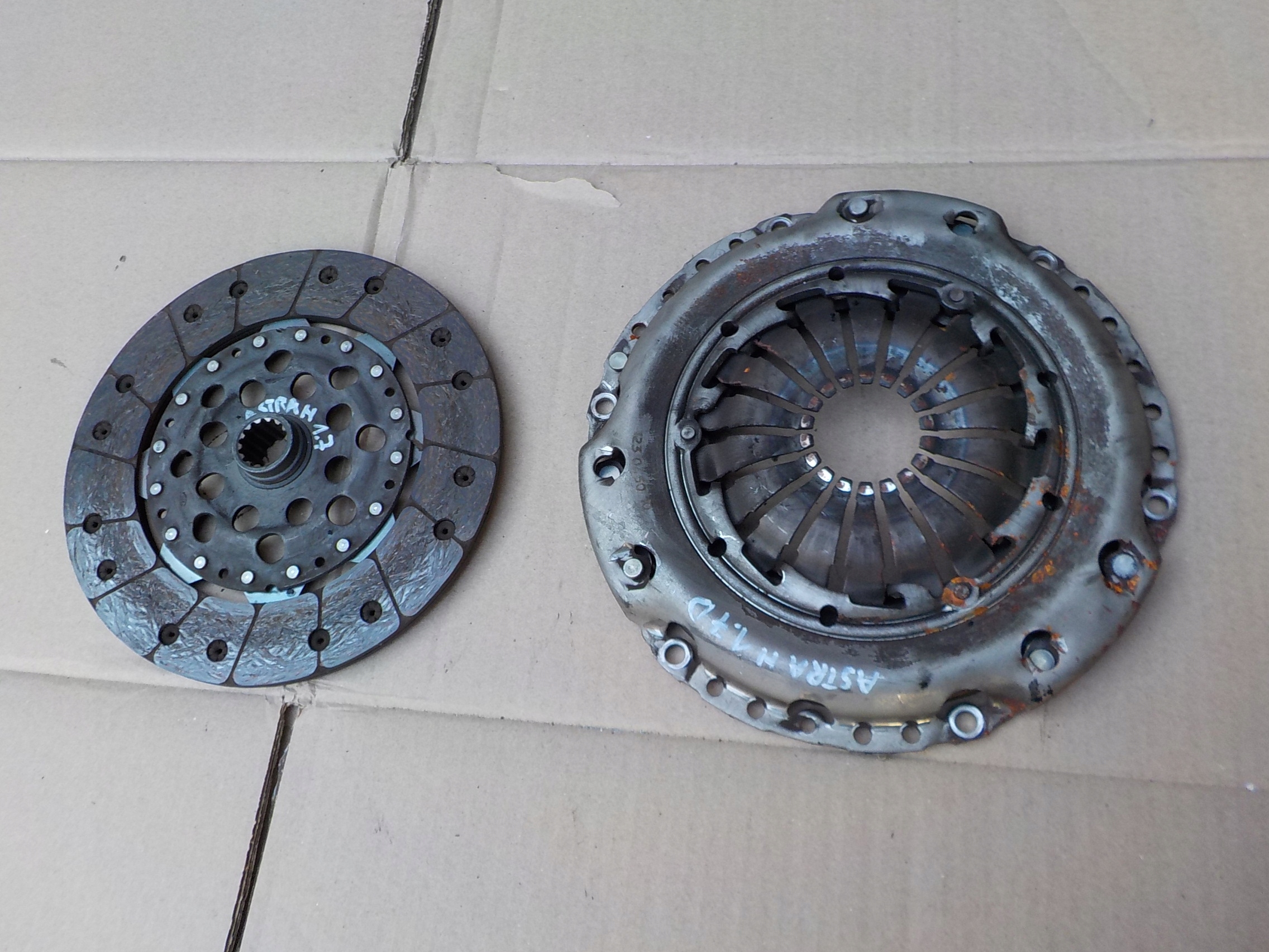 Disque de pression Embrayage opel astra H 1,7 cdti 2007r