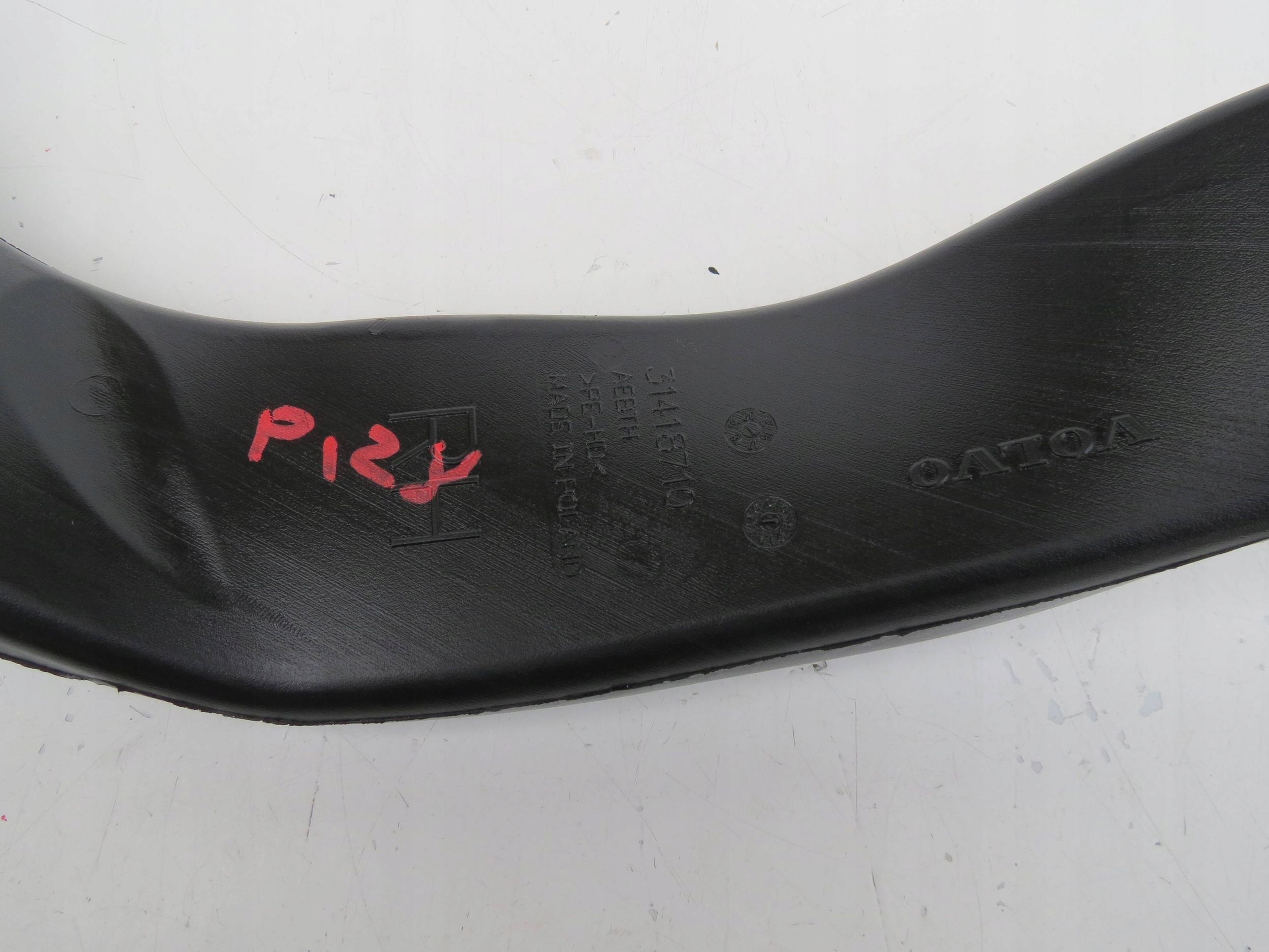 intake air drain VOLVO S90 2.0 V90 31418710