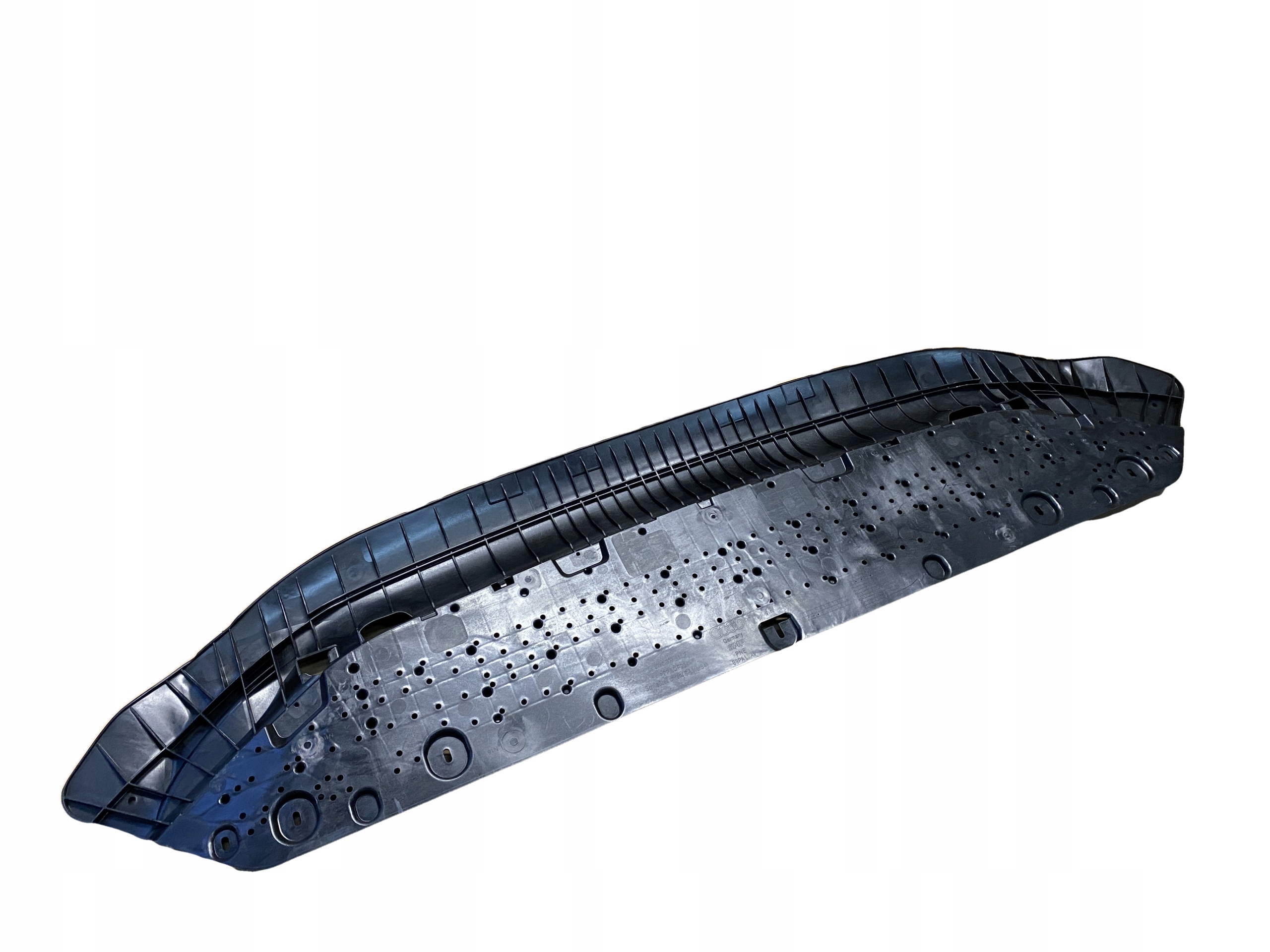 8W0807611F - AUDI A4 8W B9 SLINE LIFT накладка бампера