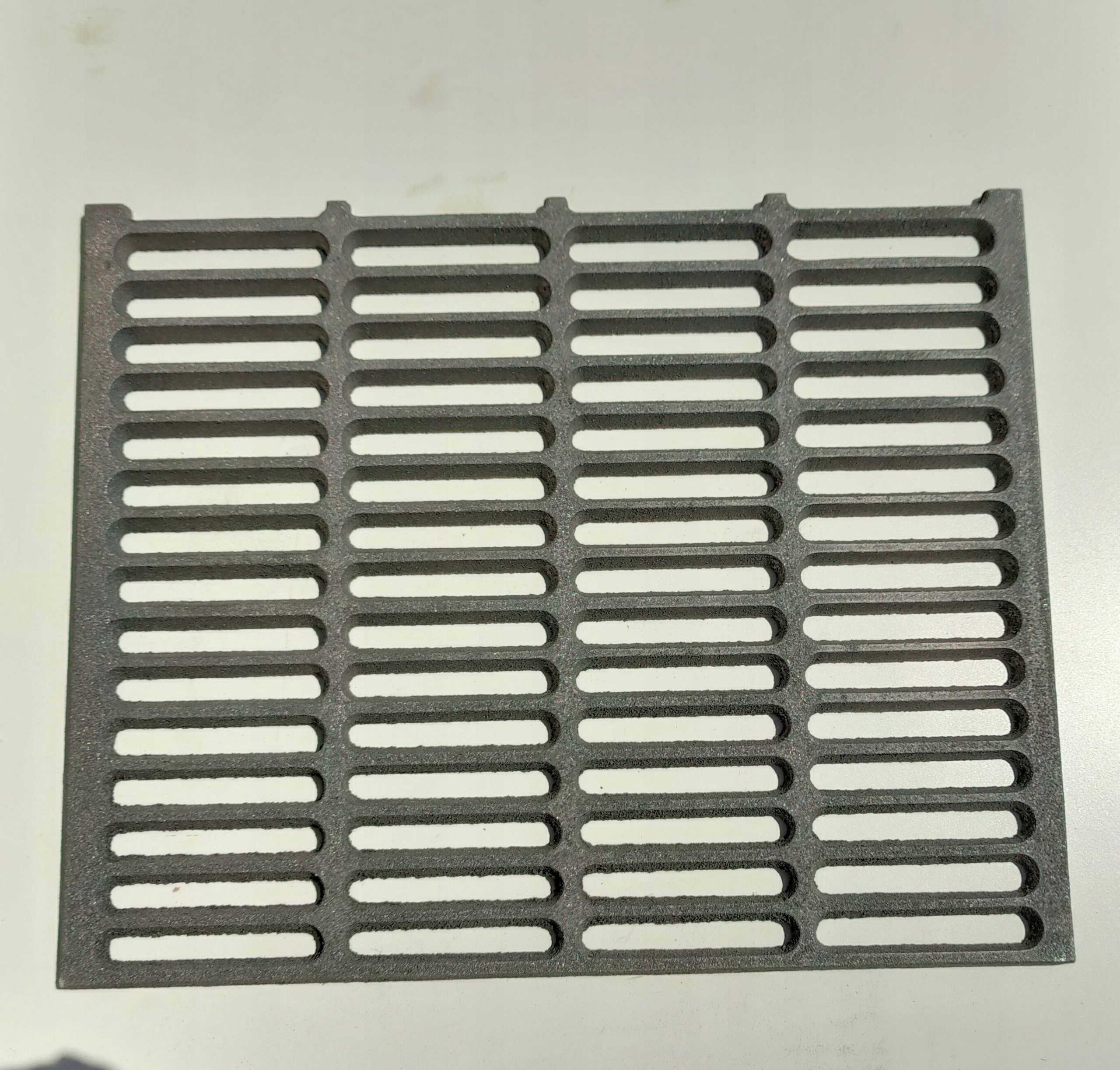 

Ruszt żeliwny do grilla 35 cm na 30 cm