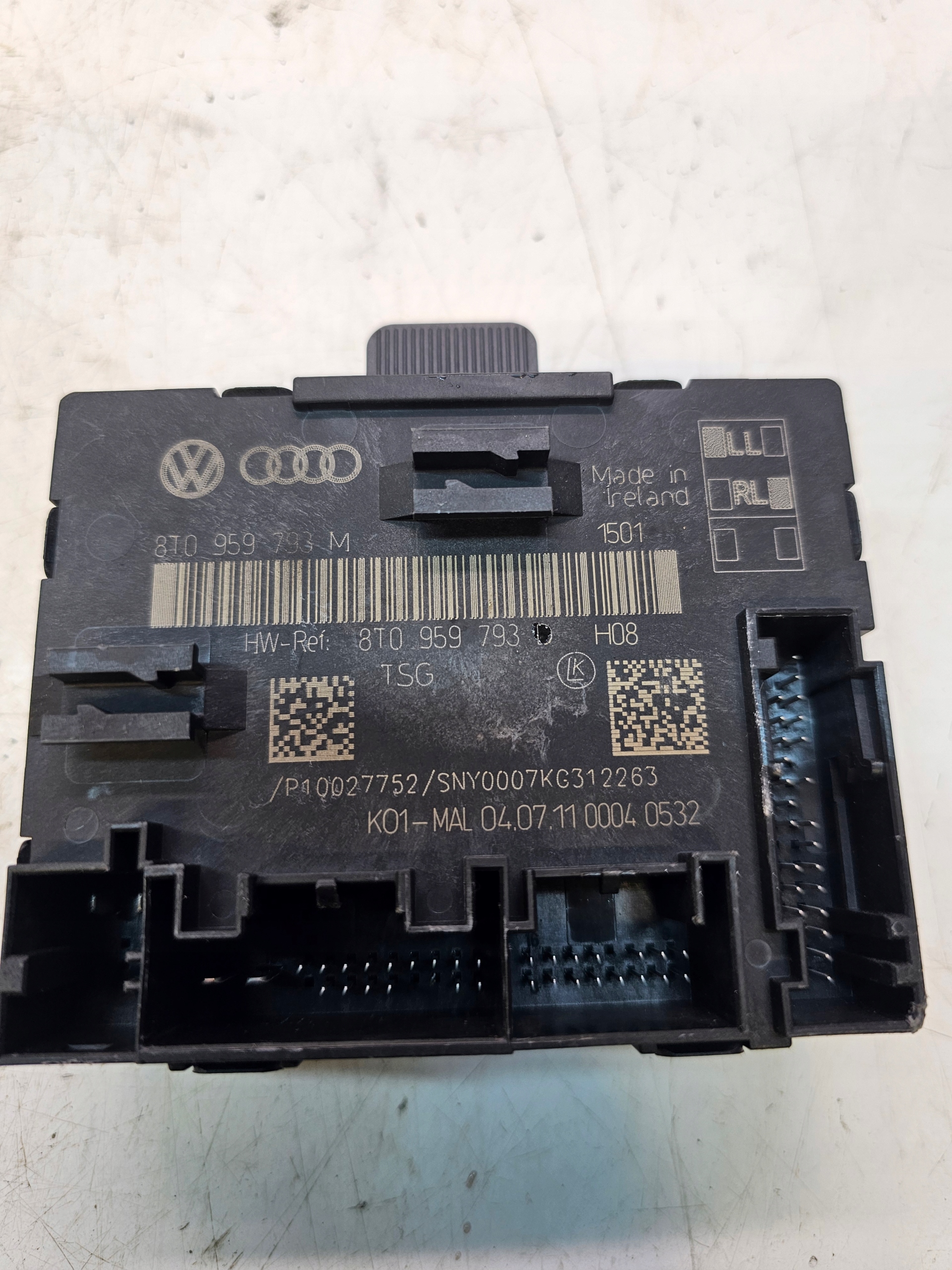 module control unit door AUDI A4 B8 A5 Q5 8T0959793M