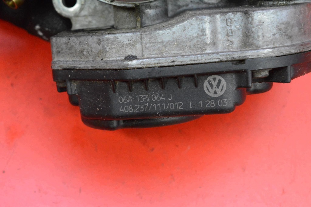 Valvola a farfalla 06A133064J VW GOLF 4 IV 1.6 8V 101 KM 97-06