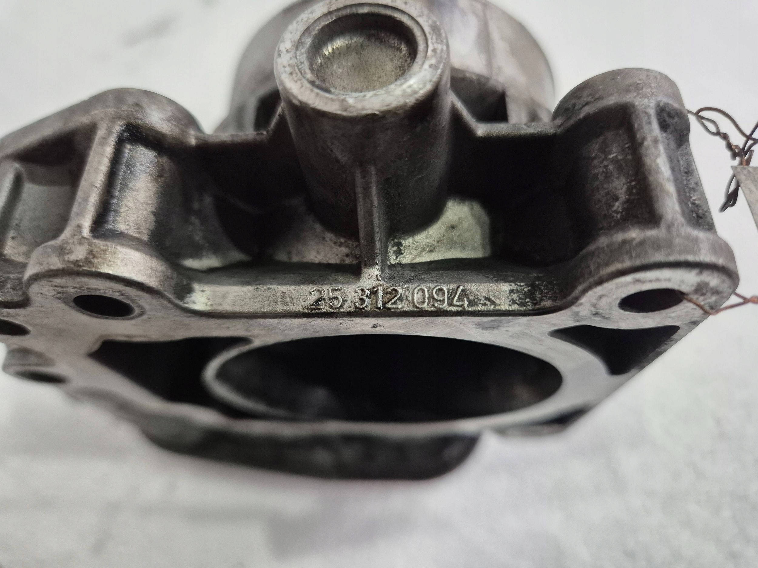 Valvola a farfalla 25312094 Opel Vectra C Astra G 2.2 B