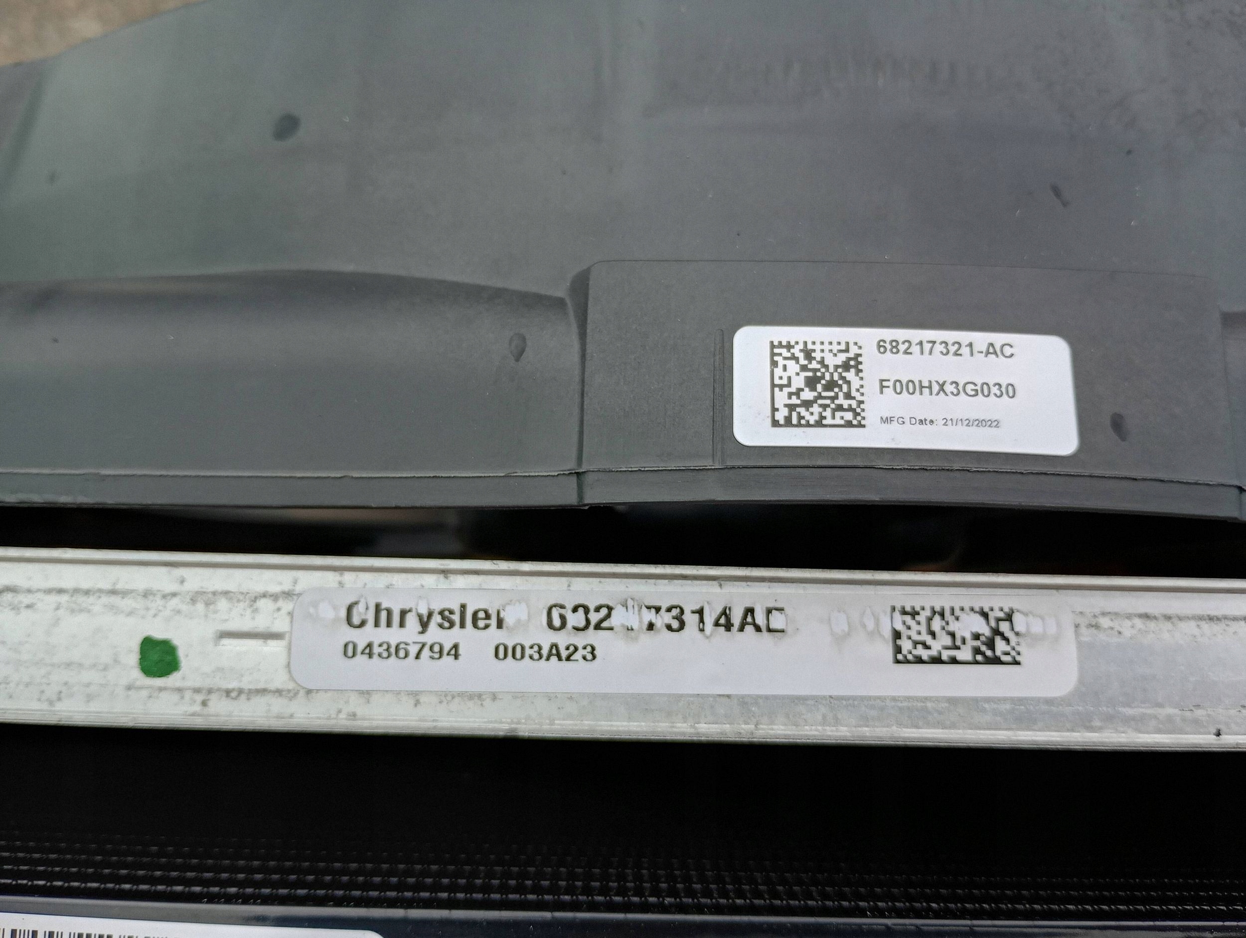 Radiatore / Raffreddatore radiatore d’acqua klimy VENTOLA komplet Chrysler Pacifica 2021