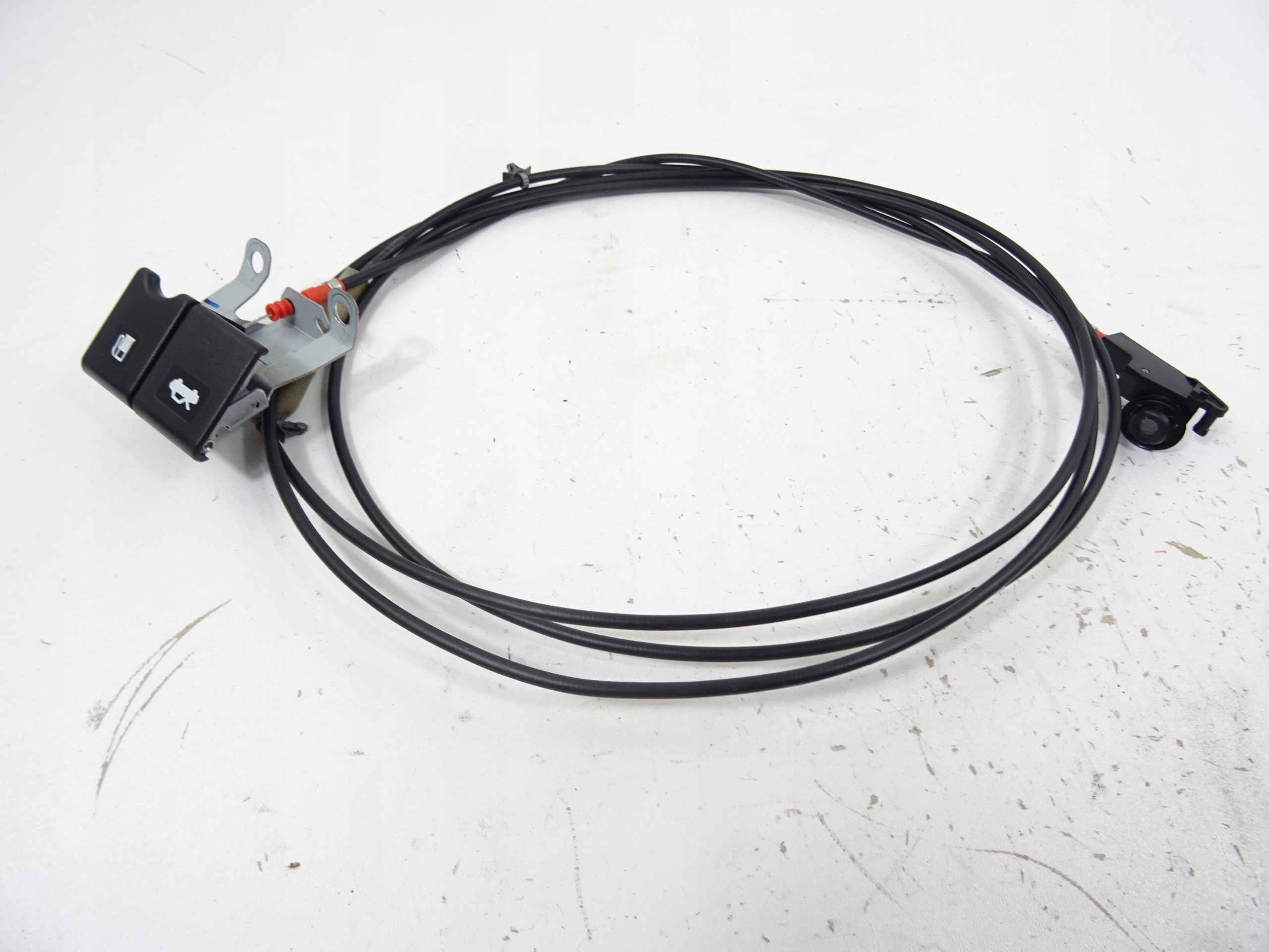 NISSAN QASHQAI II J11 LIFT LINKA CIĘGNO WLEWU PALIWA UCHWYT RĄCZKA 2014-21