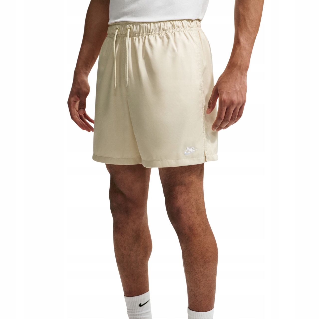Kraťasy kraťasy Nike Club krémové FN3307 229 L