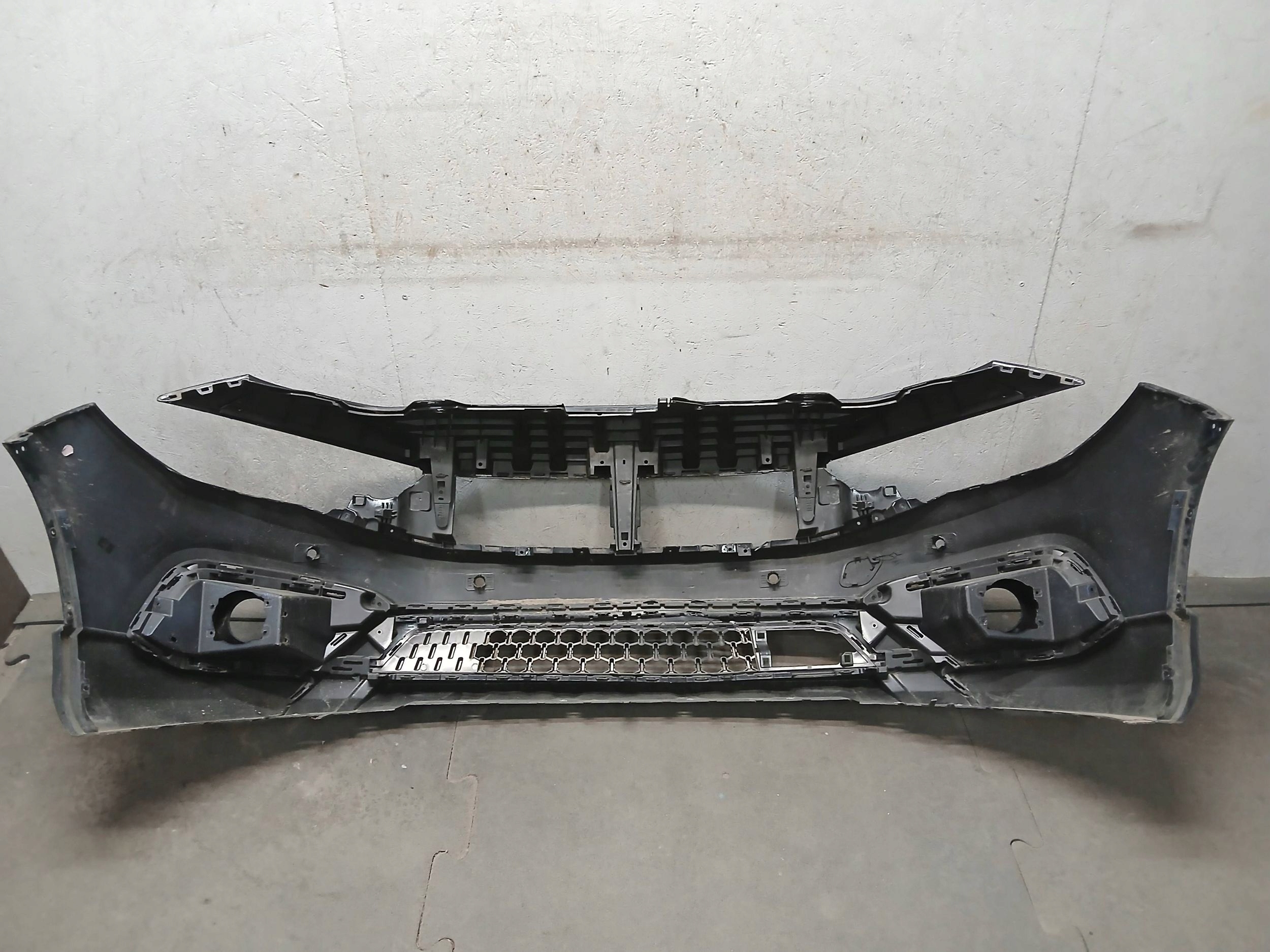 bumper front FIAT TIPO CROSS