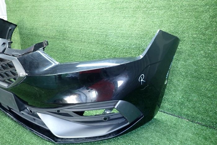 SEAT LEON IV nárazník přední předek