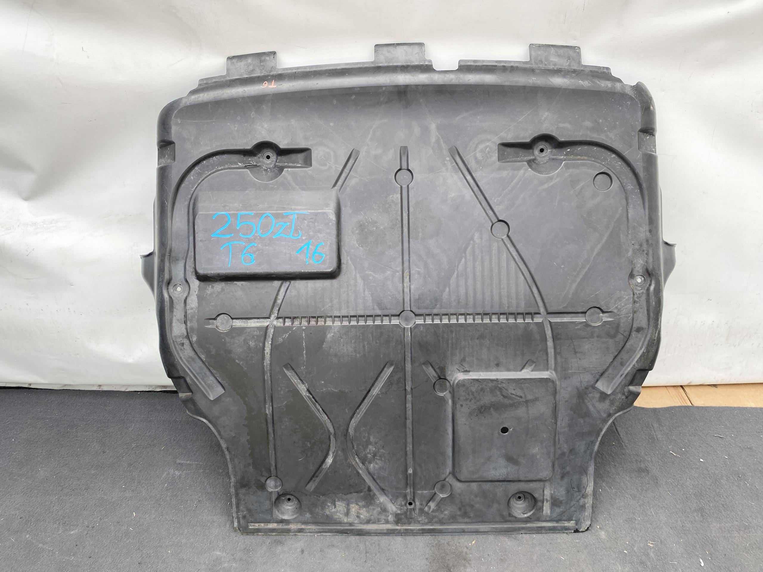 VW TRANSPORTER MULTIVAN T6 15- cover below engine PODWOZIE lower originál