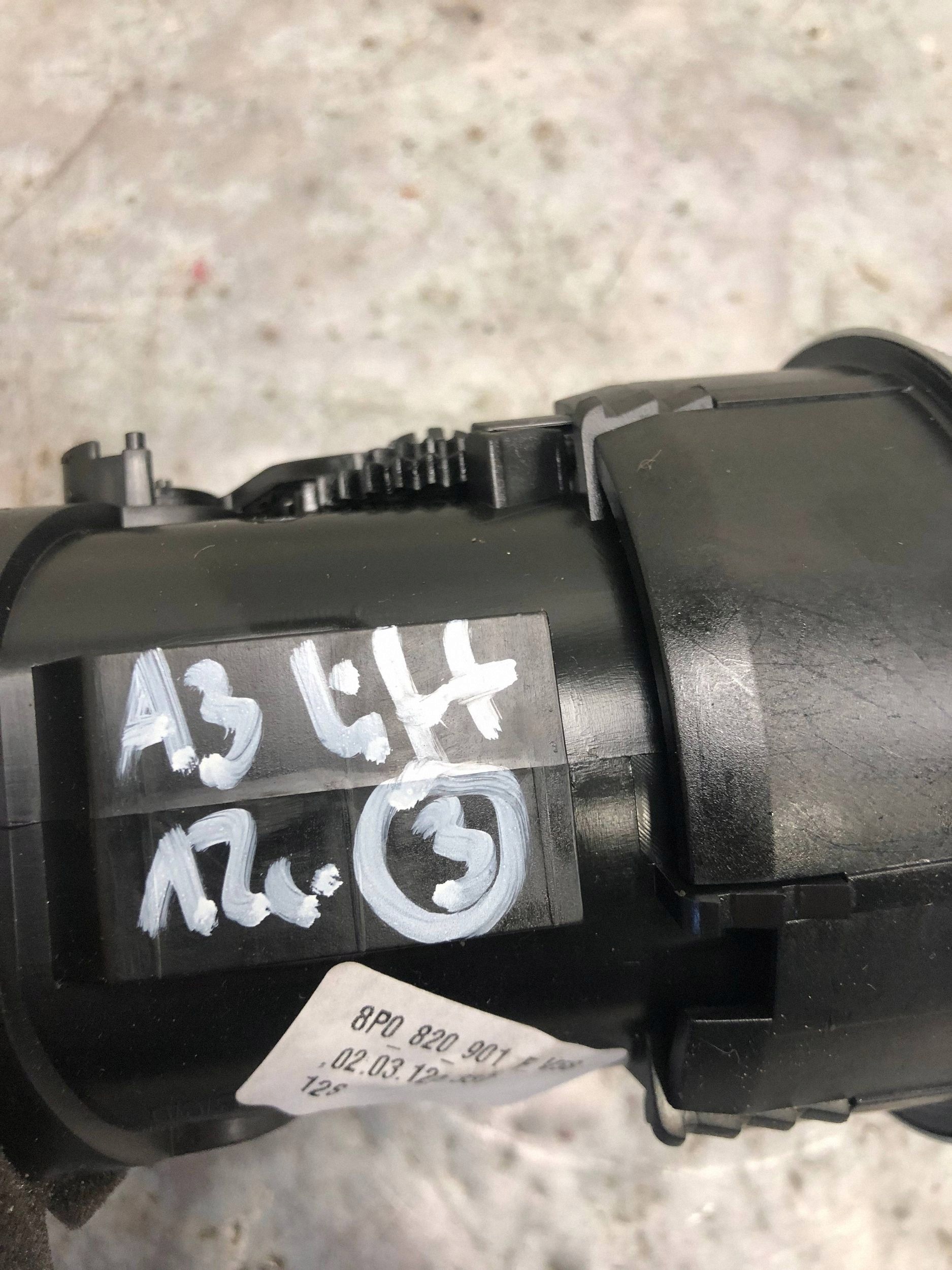 grid air conditioning devices AUDI A3 8P LIFT 8P0820901F